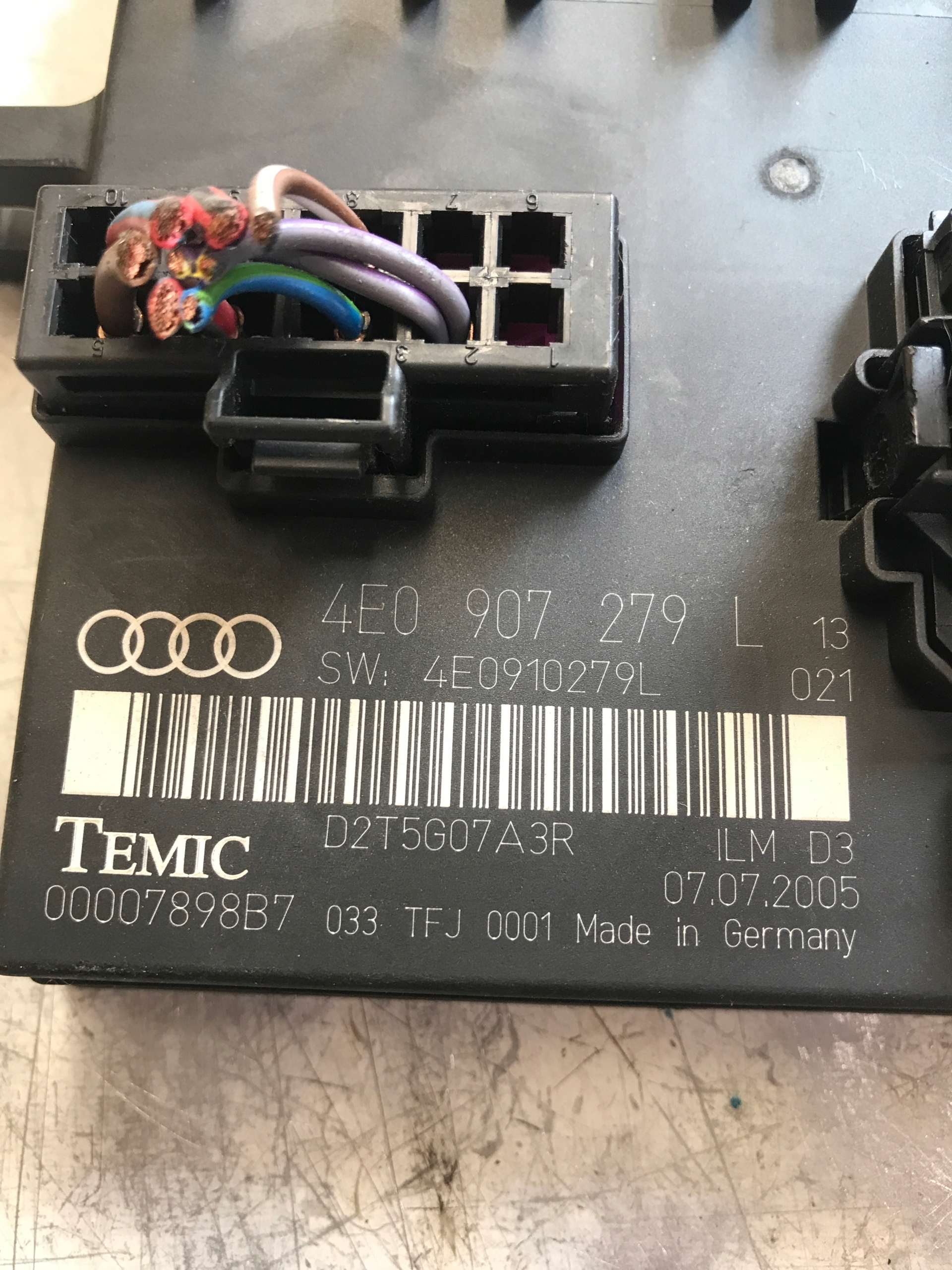 modulo Centralina luci AUDI A8 D3 4E0907279L