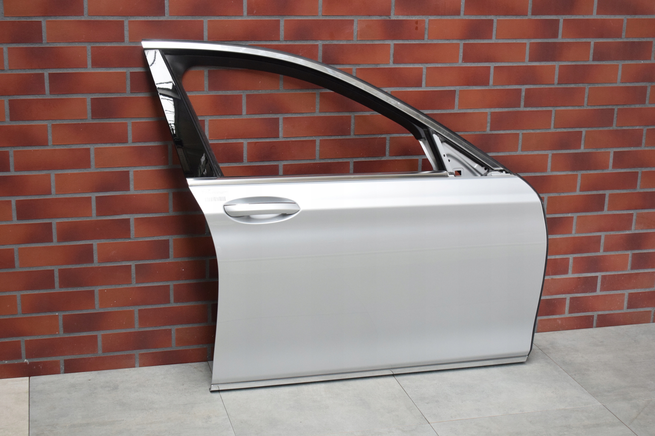 door right front front BMW 7 G11 G12 colour A83