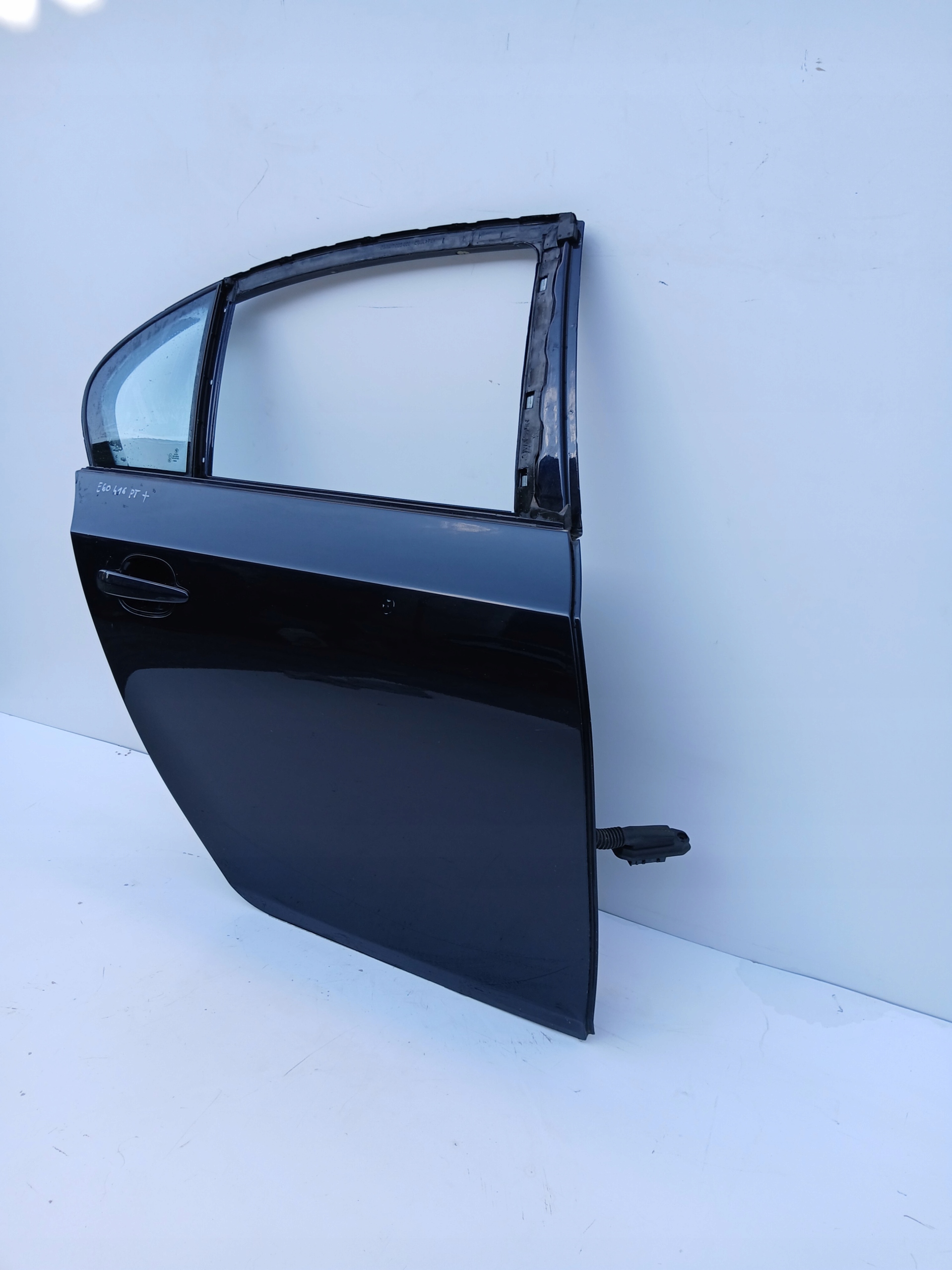 door right rear. BMW E60 416/9
