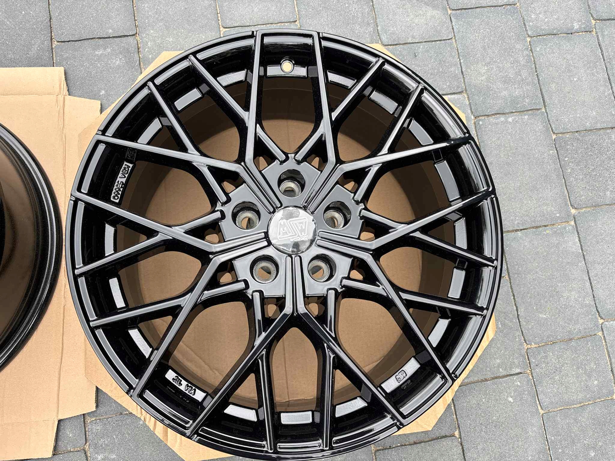 disk hliníkový MSW 74 8.0" x 18" 5x112 ET 50 KBA 53660