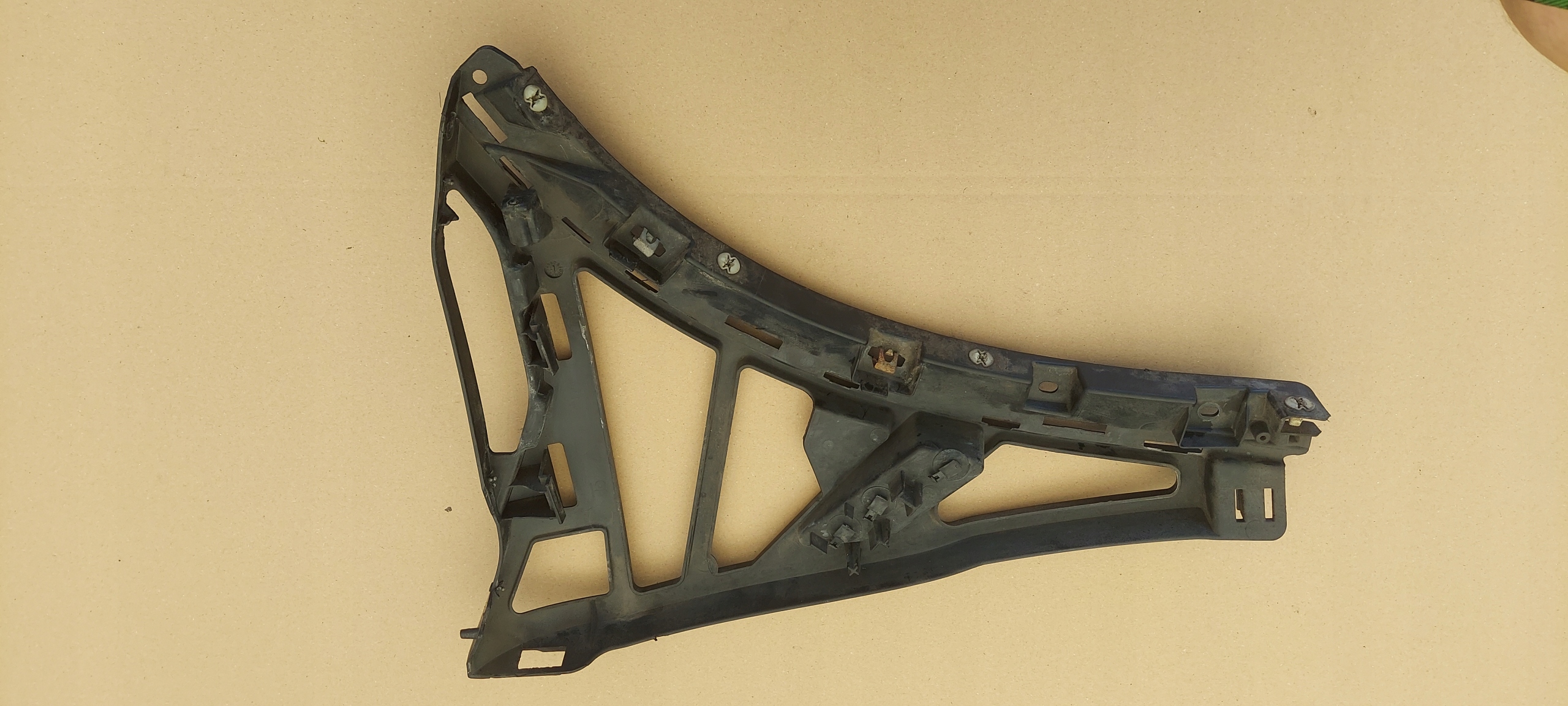 bumper bracket front right PORSCHE CAYENNE 10-15 7P5807178