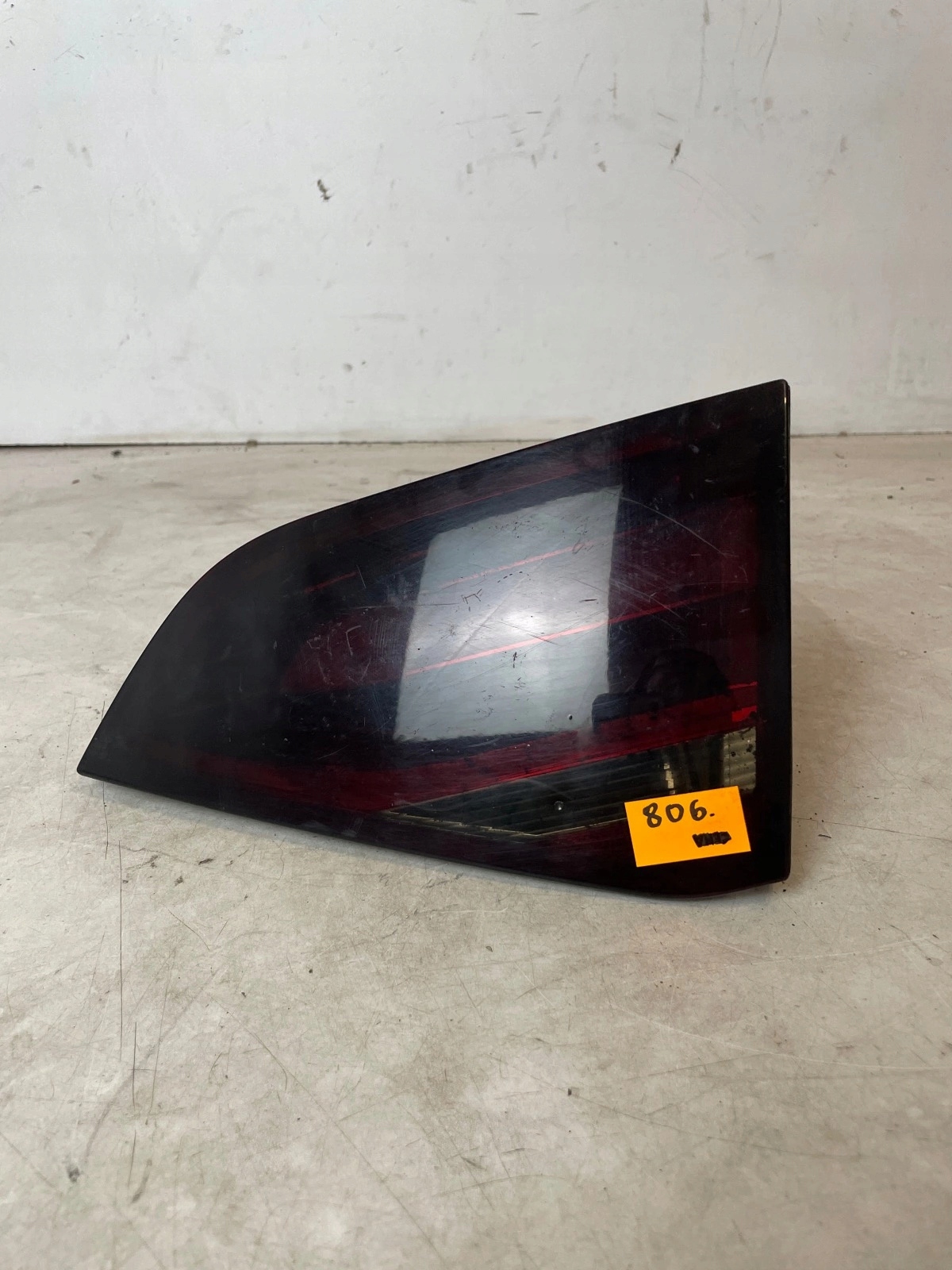 light rear part rear right to the bonnet Audi A4 B8 sedan