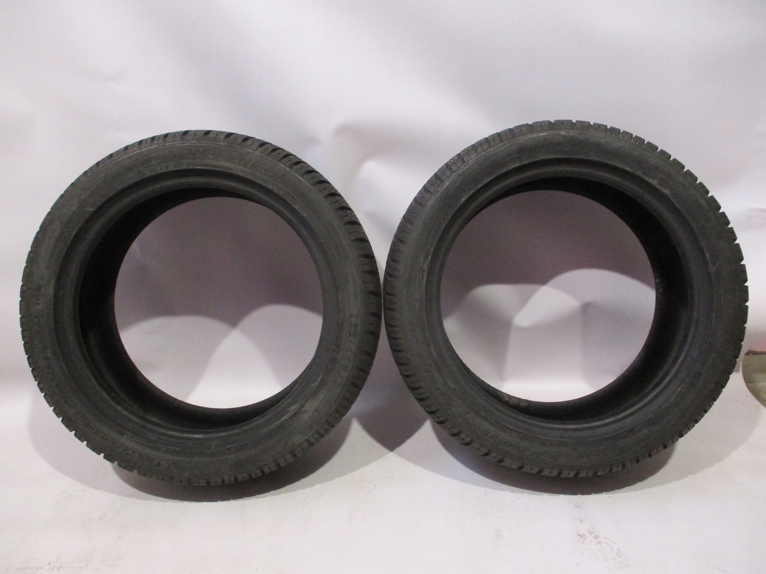 2 opony zimowe nowe 235/45R17 Dunlop Winter 3D MO Indeks prędkości H do 210 km/h