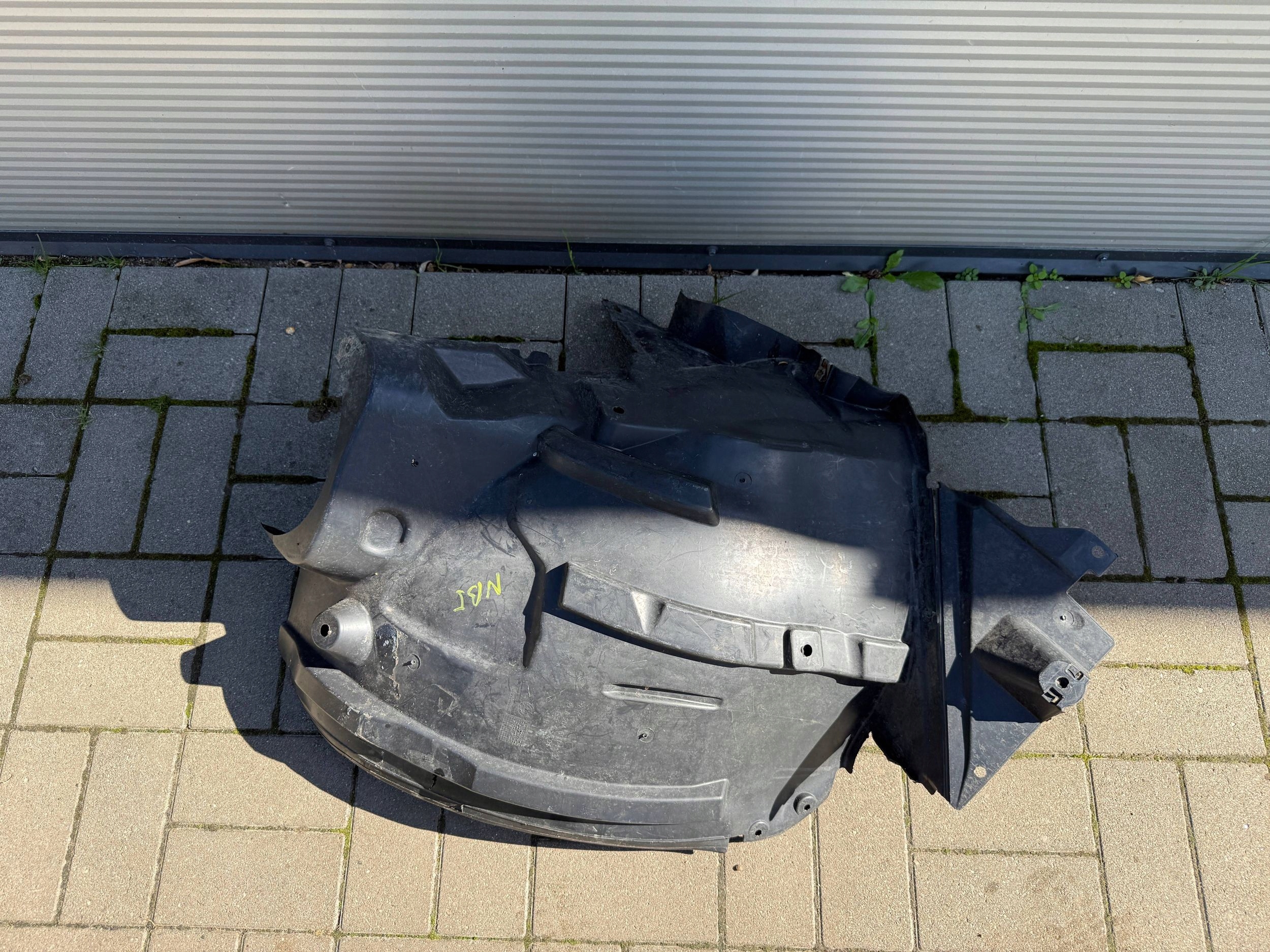 Mercedes-Benz GLK 09- mudguard left front front