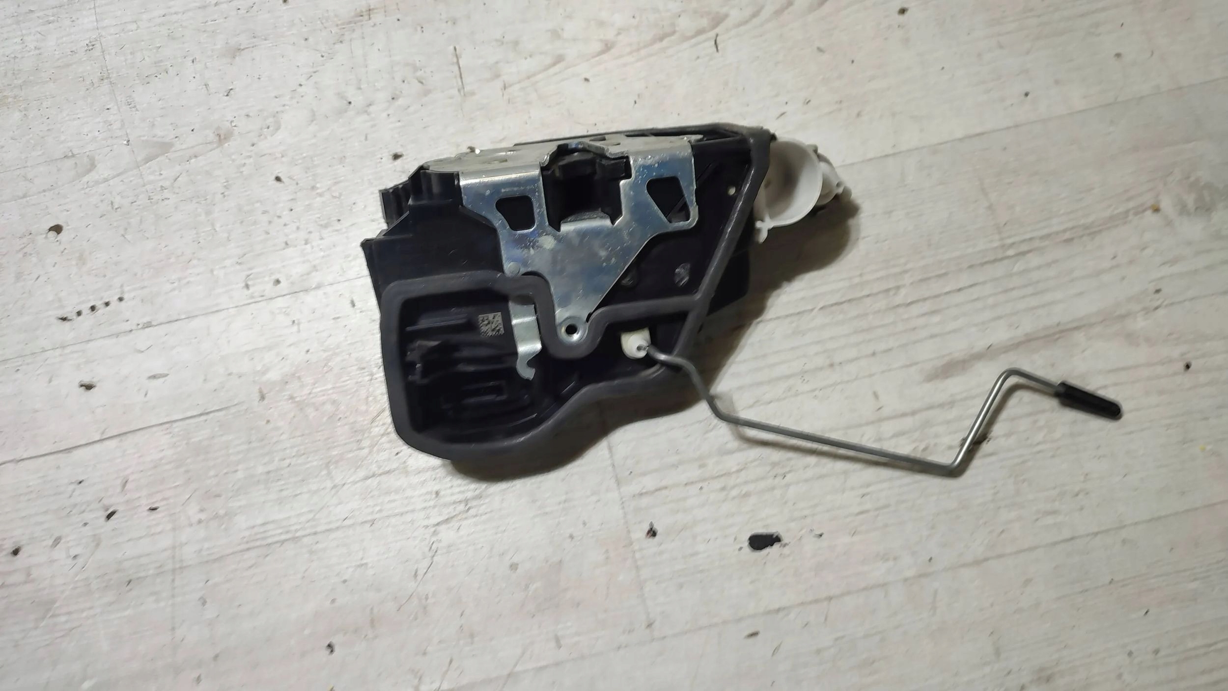 BMW X3 F25 2015 front side left lock door
