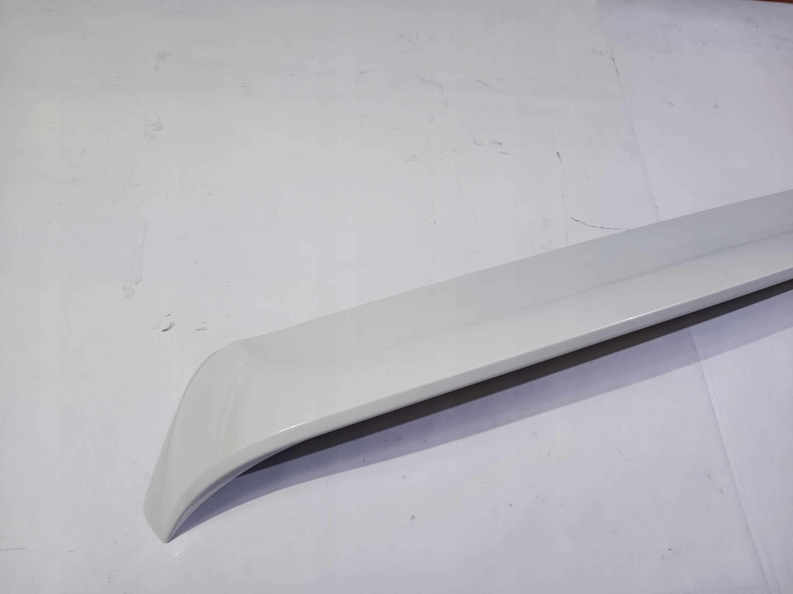 Lotka spoiler bonnet boot stop PW7 Chrysler Pacifica 2017