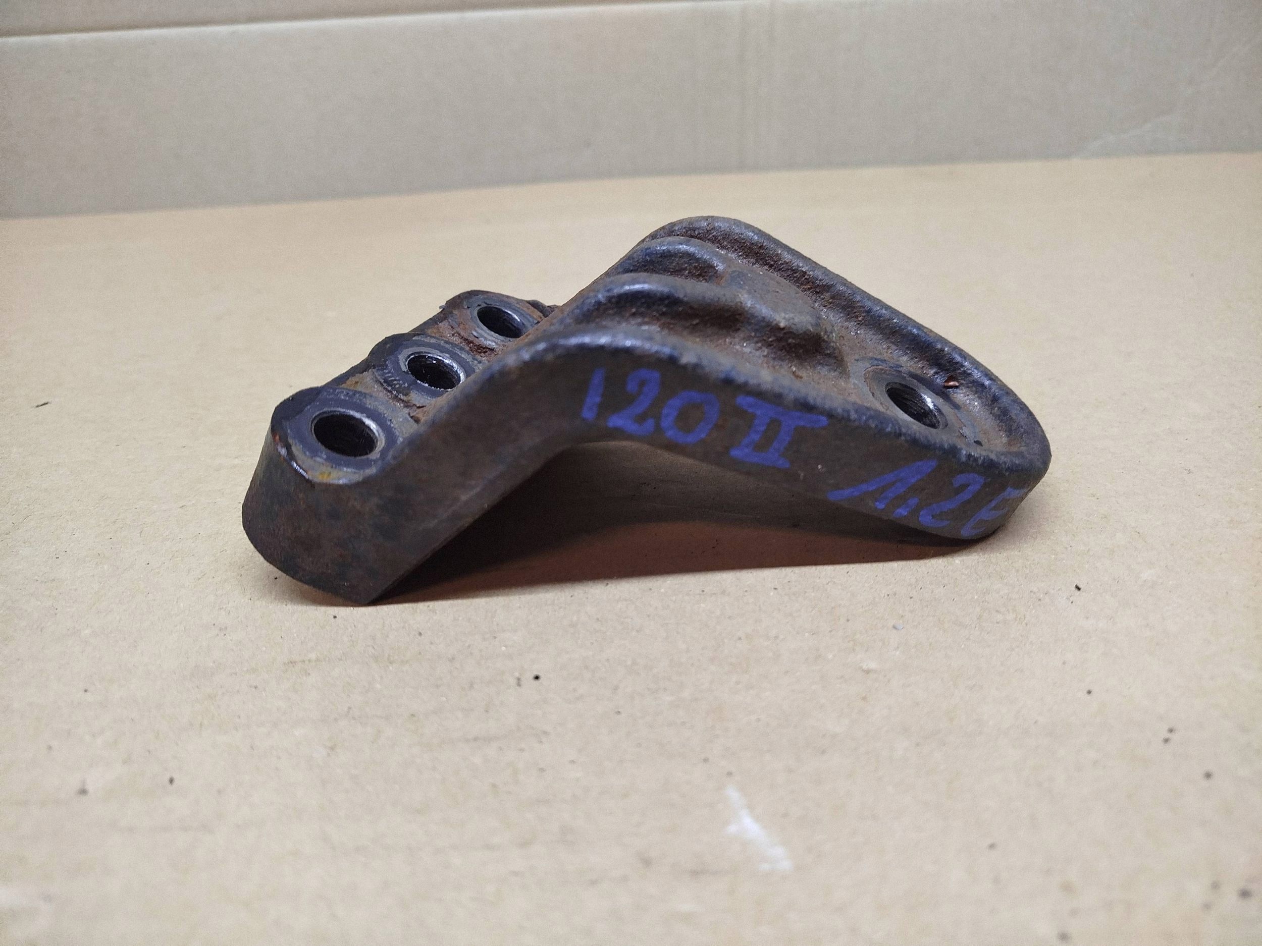 HYUNDAI I20 II 1,2 G4LA Support Support plaque Moteur 2014