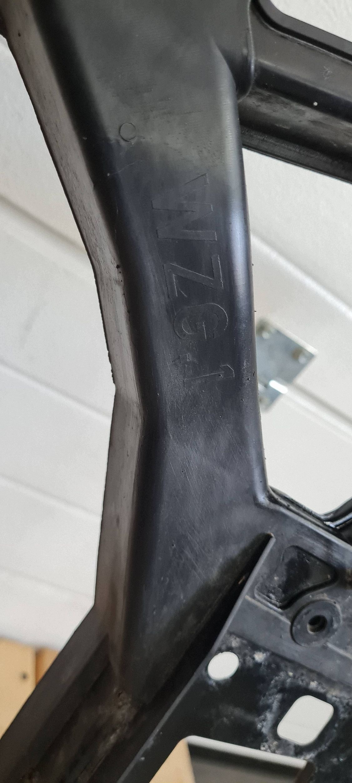 A4 B8 S4 LIFT support panel for radiators pillar iron 8K0805594L A5 8T S5 LIFT