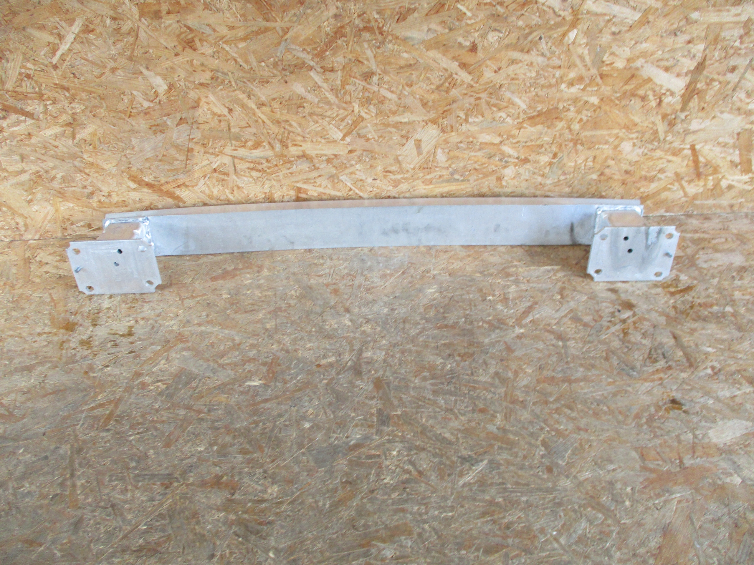 TRAVERSA paraurti posteriore posteriore VW T7 7T0