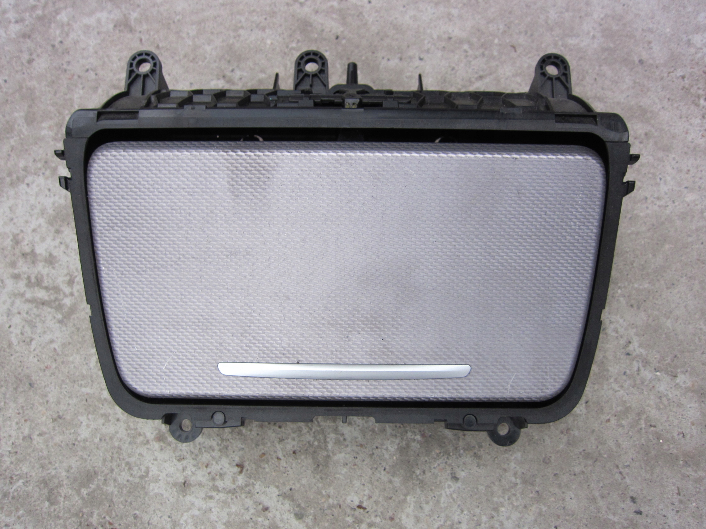 9206401 - BMW F10 тримач чашки schwoek тримач чашки