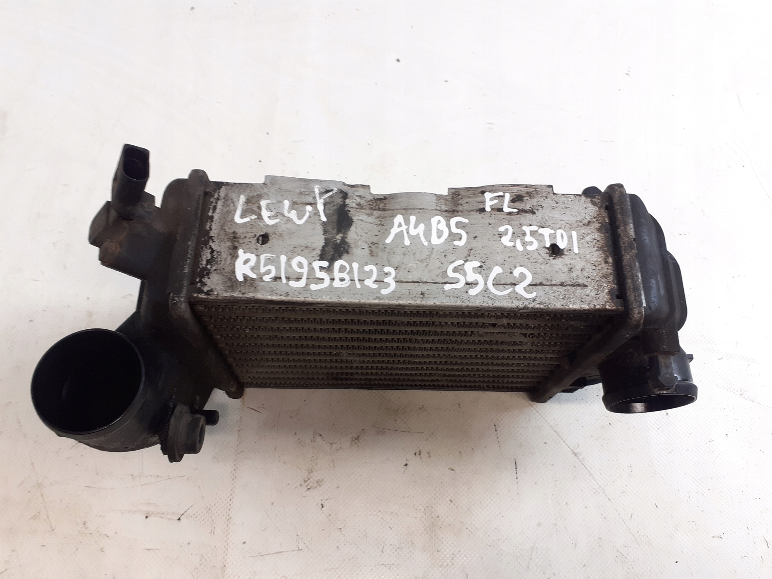 Audi A4 B5 2.5 TDI intercooler ľavý