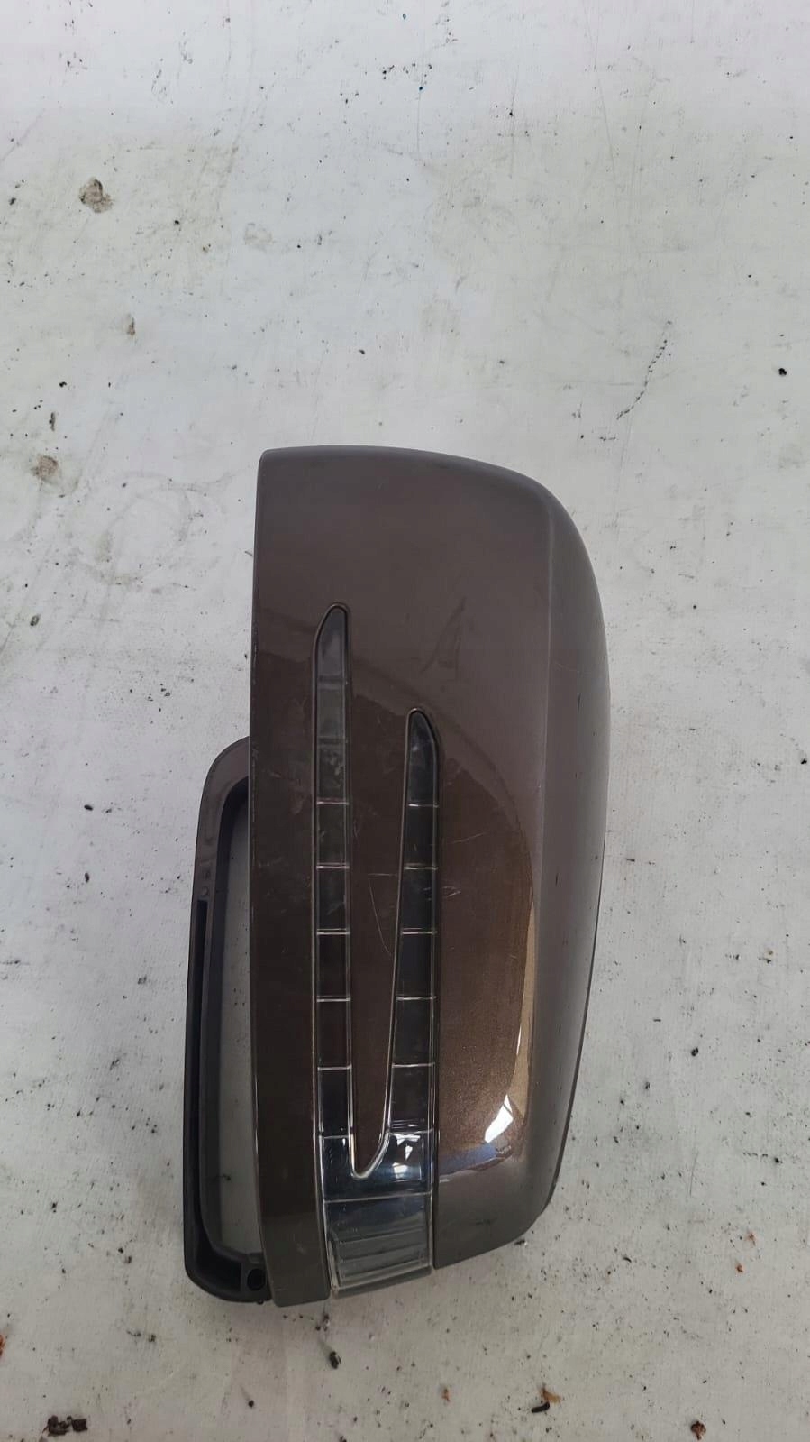 MERCEDES E-class W212 left cover mirrors Z KIERUNKIEM A2128100964