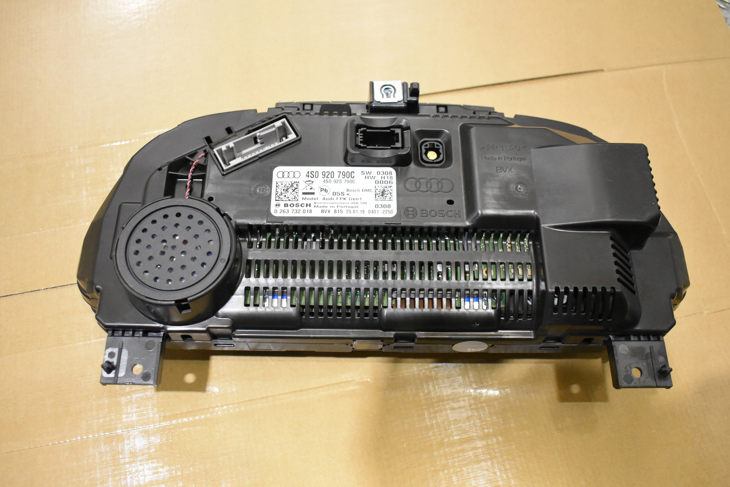IDEALNY dials VIRTUAL AUDI R8 1