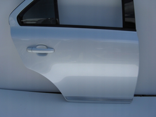 Tür rechts heck SUZUKI KIZASHI ZMT