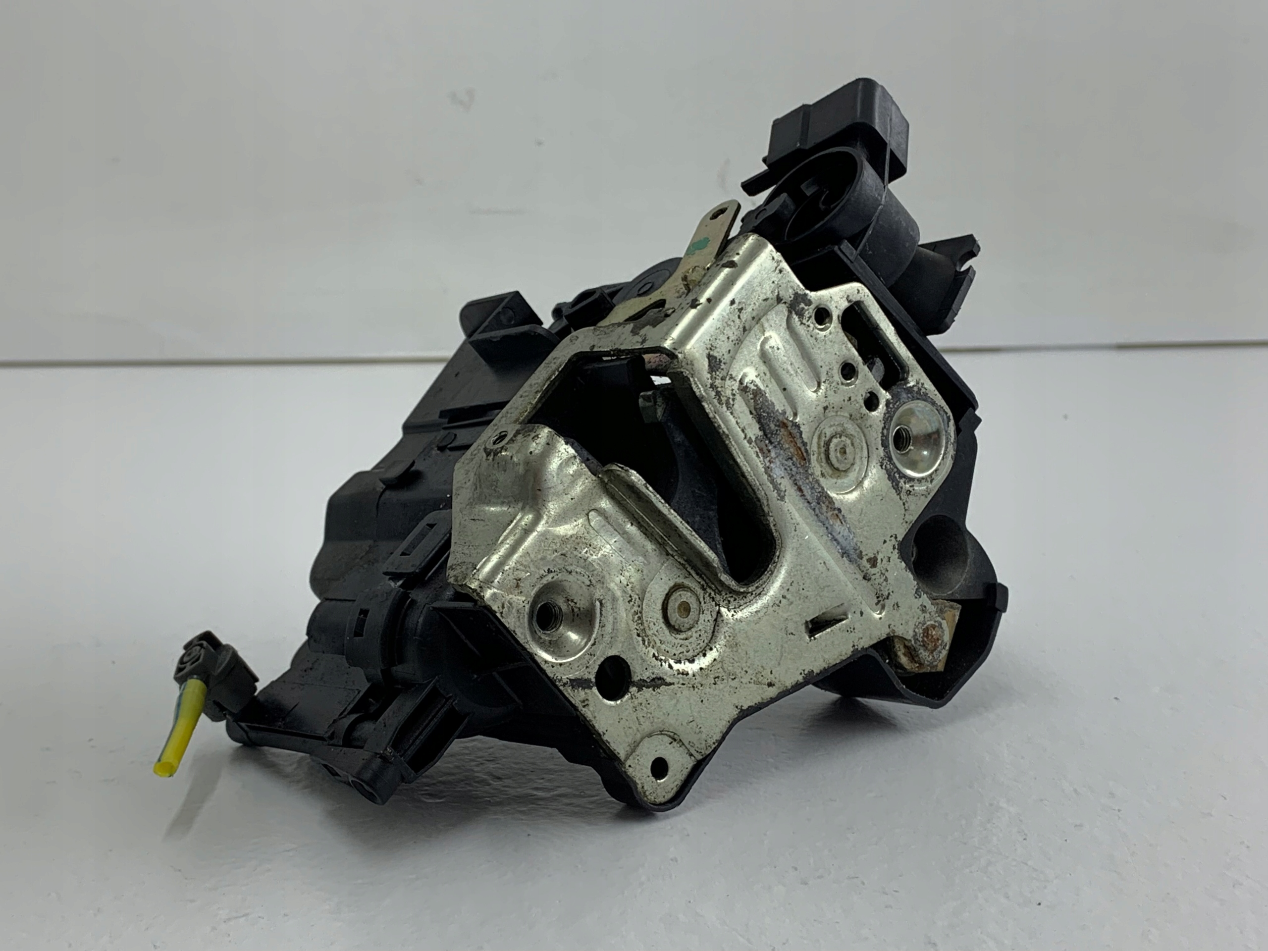 MERCEDES CLK W208 lock door right front 2087200435