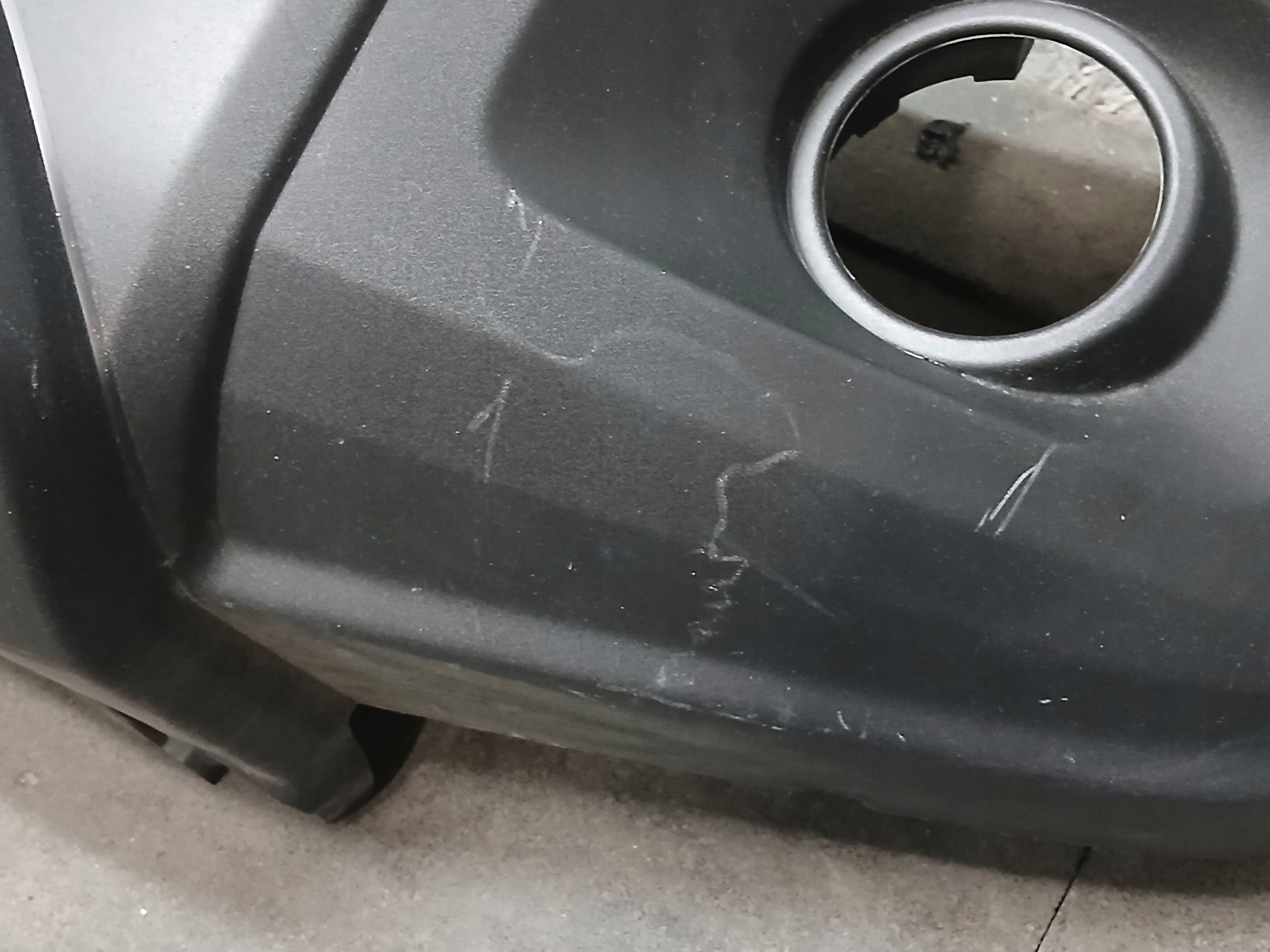 bumper front SUZUKI JIMNY IV 4 18