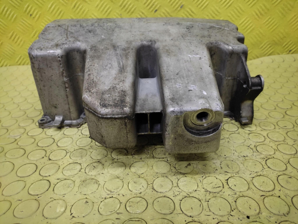 VW POLO IV 1.4 TDI ölwanne 045103603D