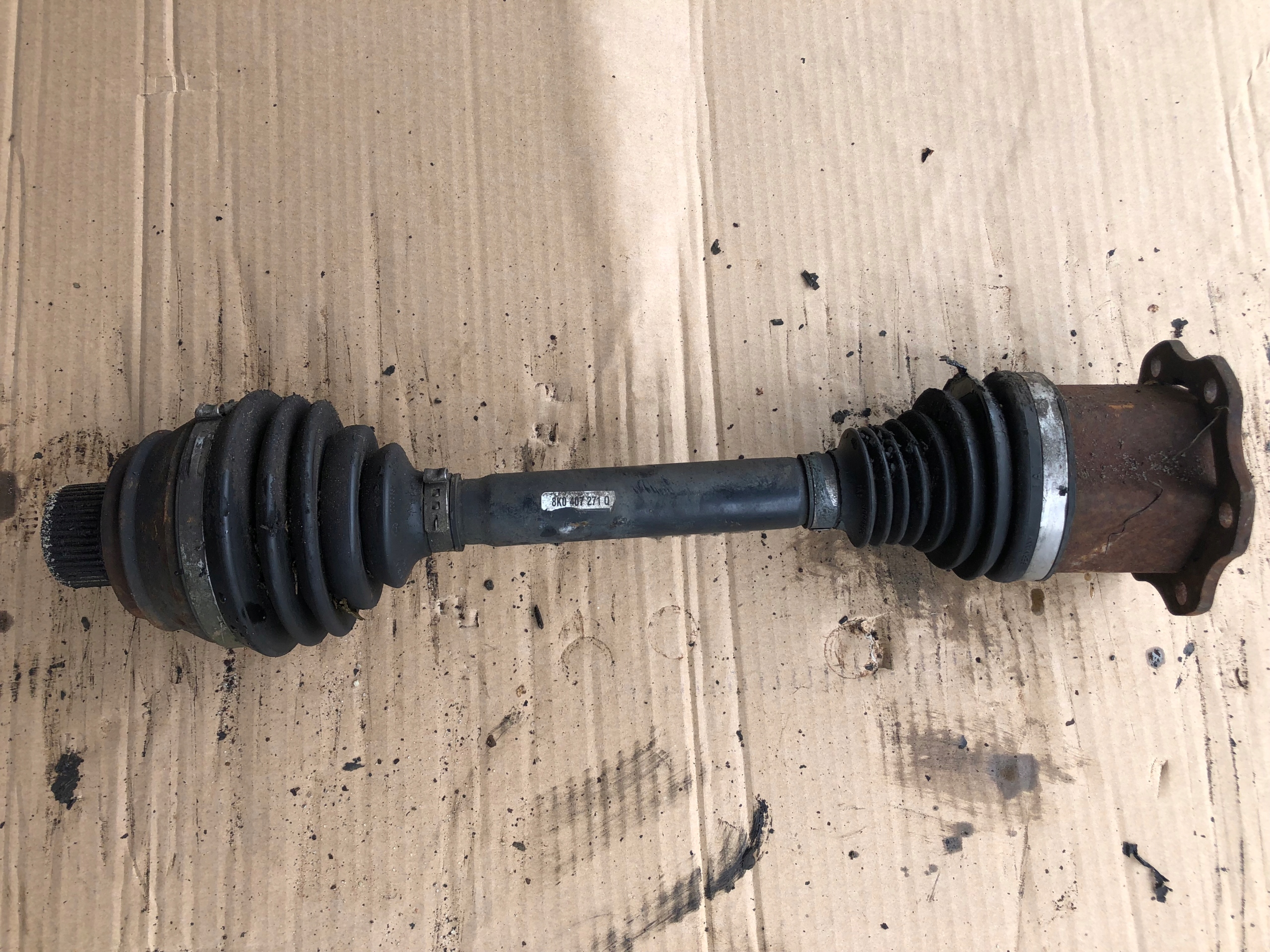 semi-axis left right AUDI A4 B8 8K0407271Q