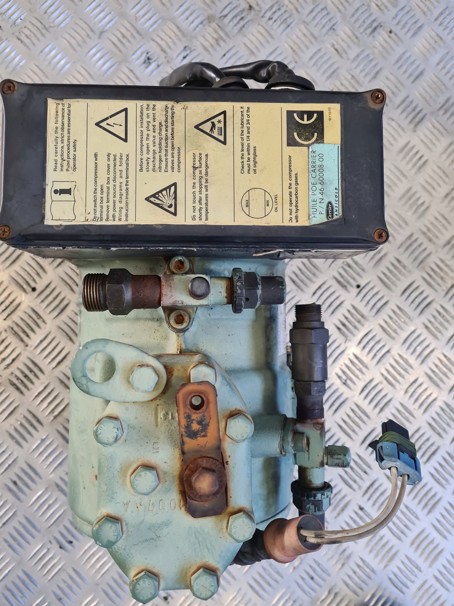 1N001035 - Carrier Xarios 600 24V компрессор