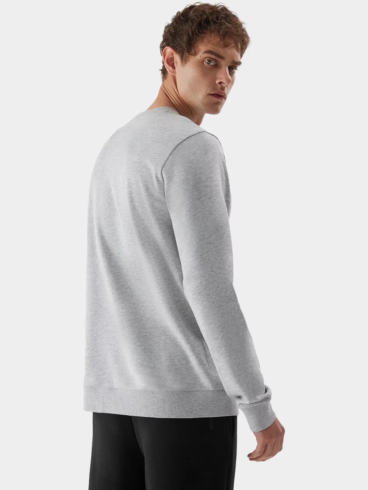 BLUZA MĘSKA DRESOWA 4F SPORTOWA BAWEŁNA AW23M692 Dekolt okrągły