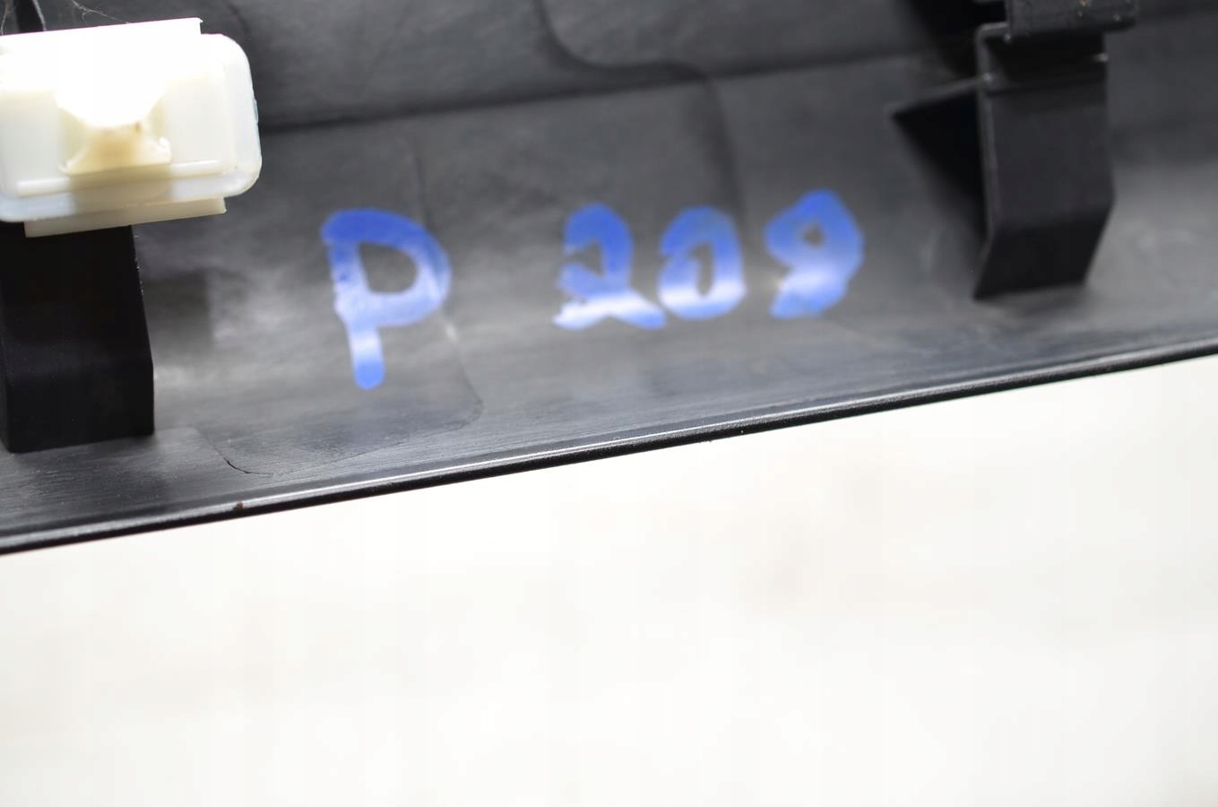 kryt PRAHU pravá 3D PEUGEOT 208 a