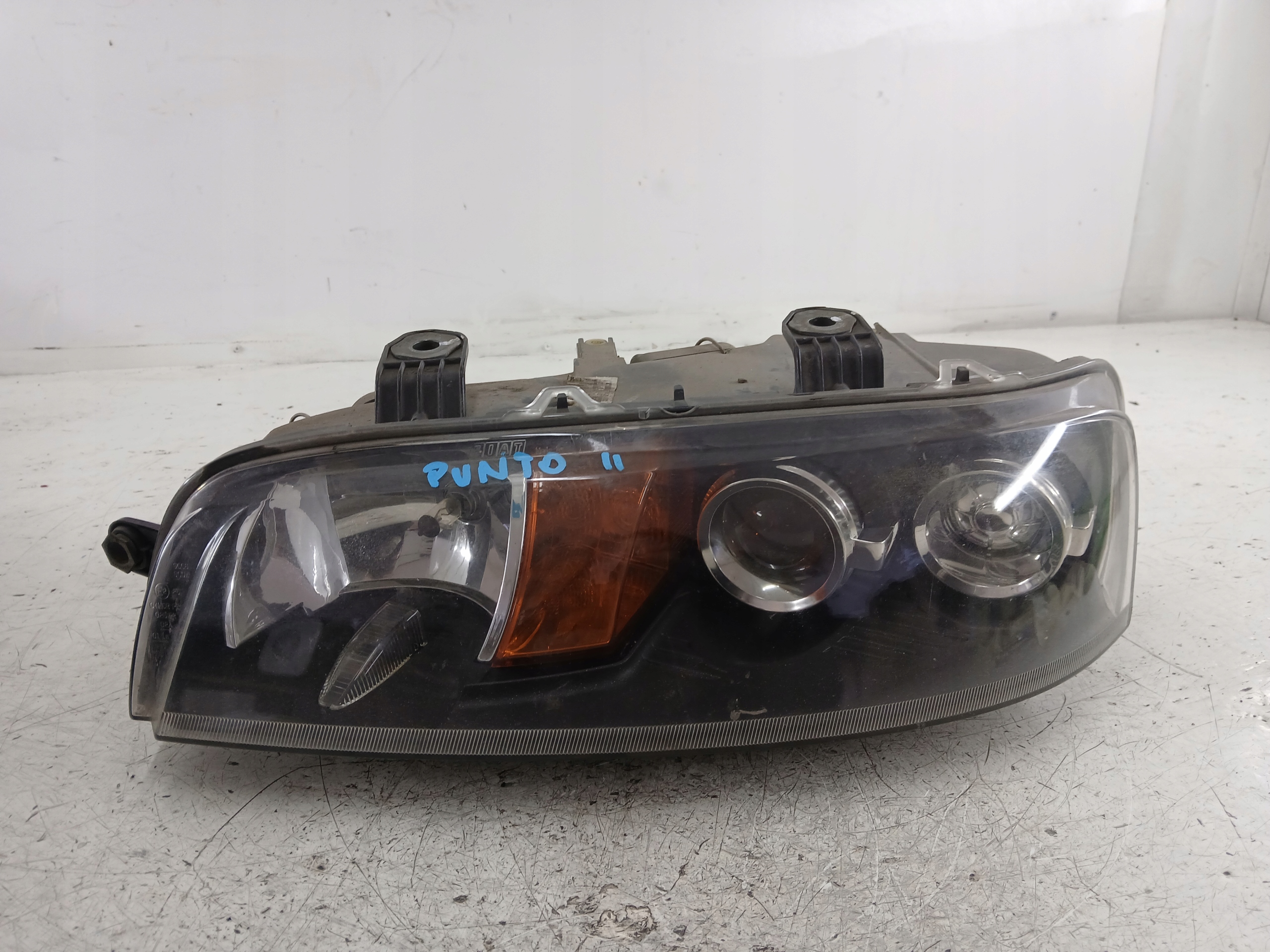 FIAT PUNTO II light left front lens LADNA