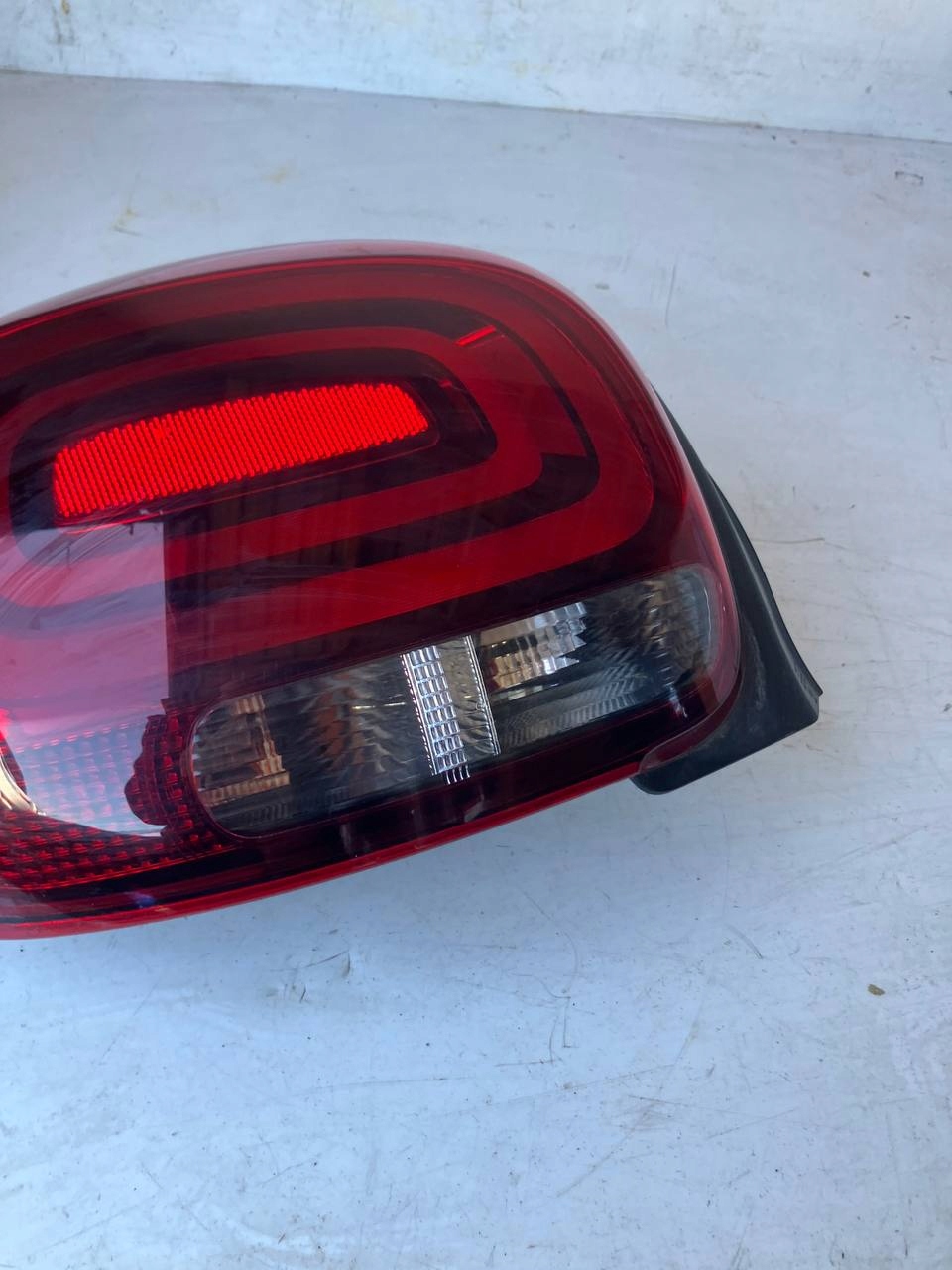 light left rear part CITROEN C3 III 9812257580 EUROPA
