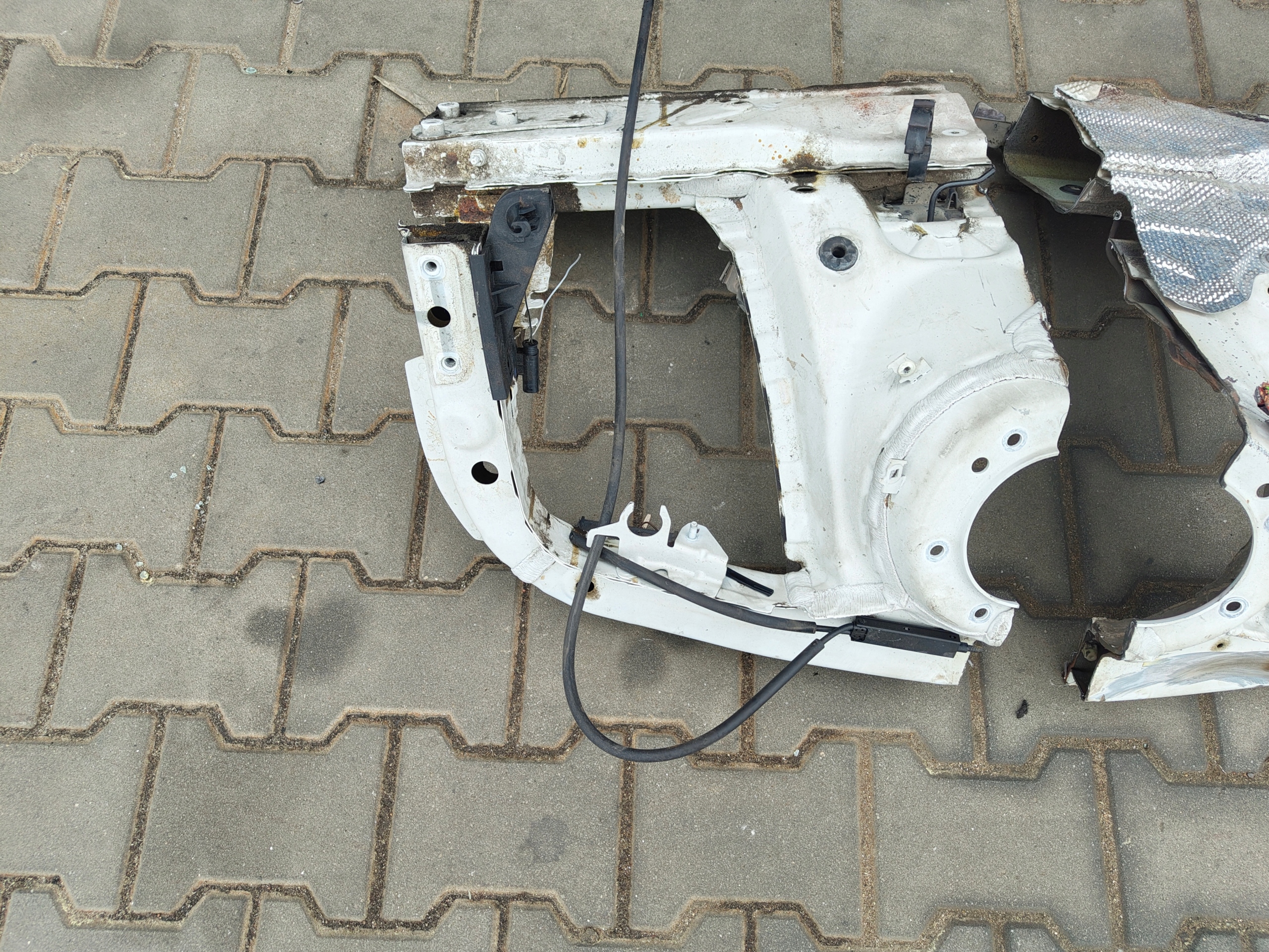 BMW 1 F20 quarter quarter placement left A300