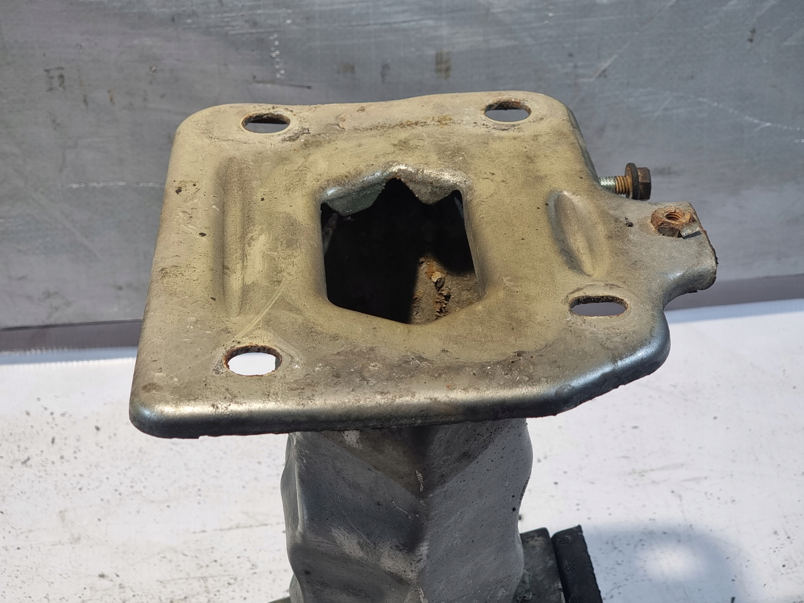 bumper support front pillar ALFA ROMEO 159 1.9 JTDm 150KM