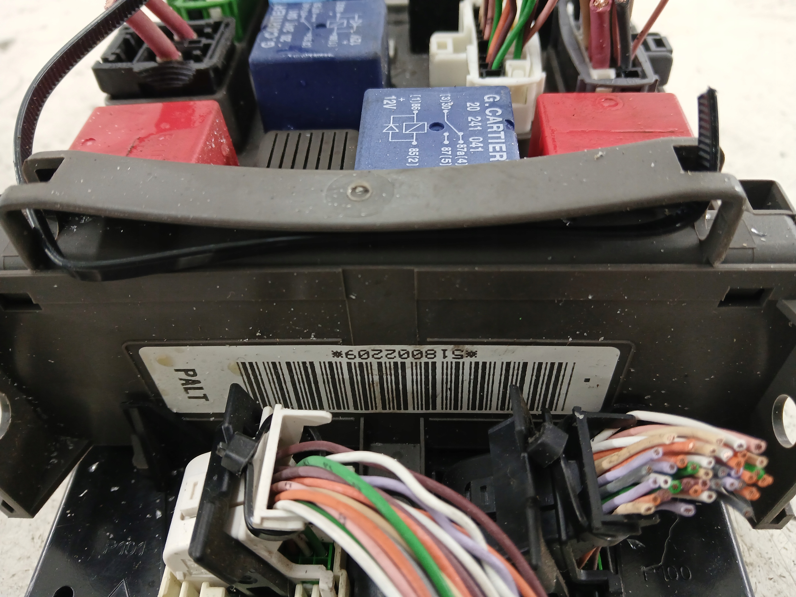 RENAULT LAGUNA II Module fusibles 8200141158