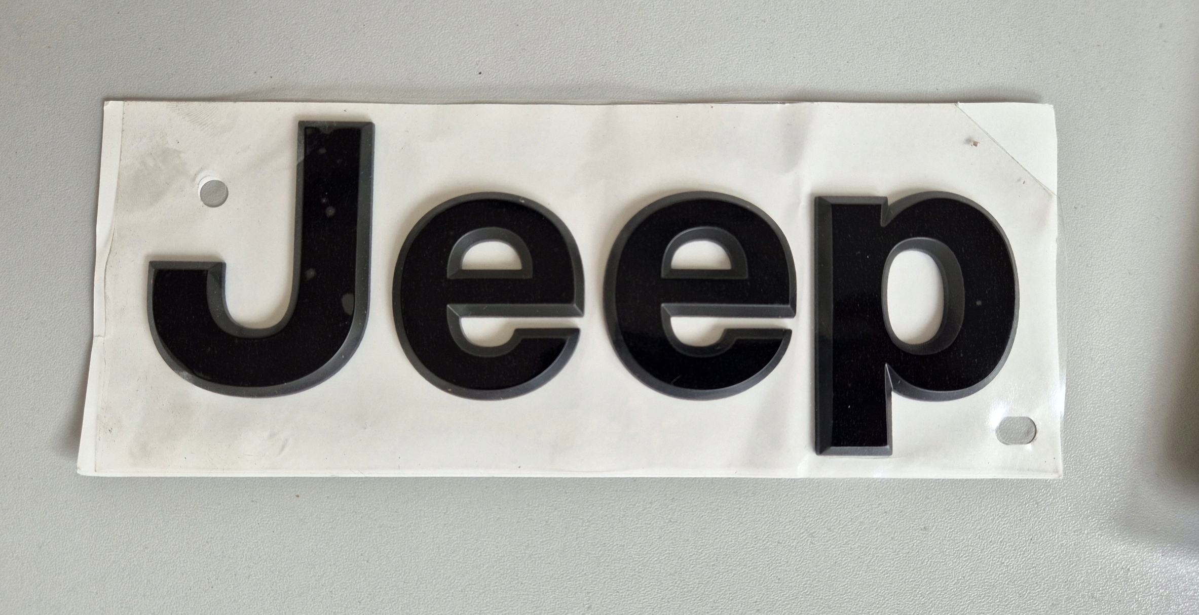 ZNACZEK EMBLEMAT PRZÓD PRZEDNI JEEP Gladiator / Wrangler 68540635AA