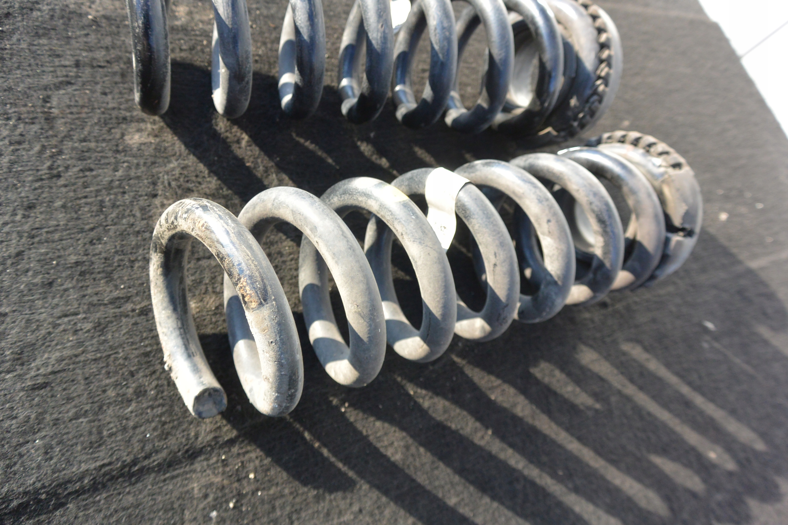 SPREZYNA TYL MASERATI QUATTROPORTE GHIBLI Car type Passenger cars