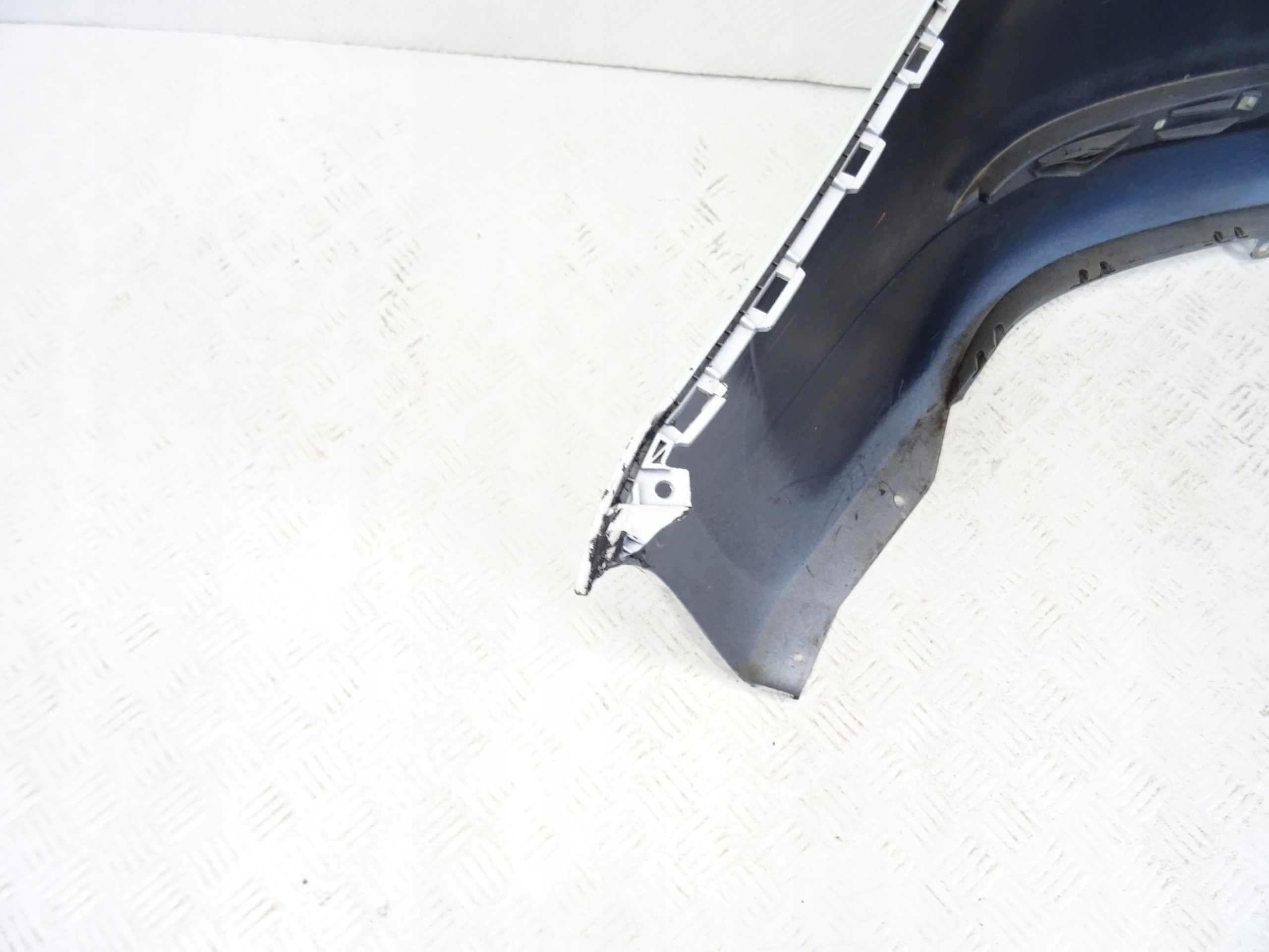 Tesla 3 III bumper rear part rear