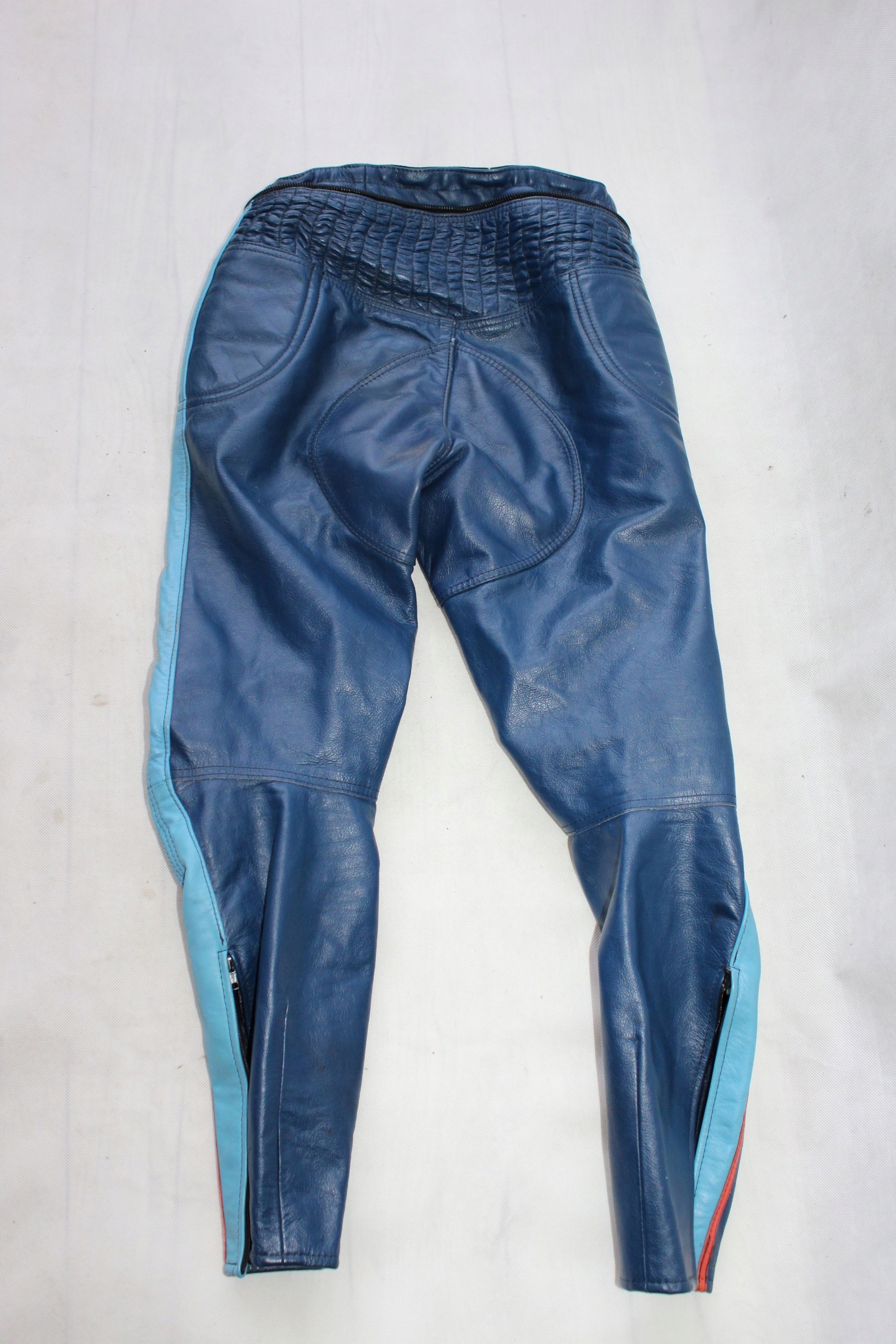 SPODNIE MOTOCYKLOWE 077 SKÓRA r 48 pas 74/82 Rozmiar 48