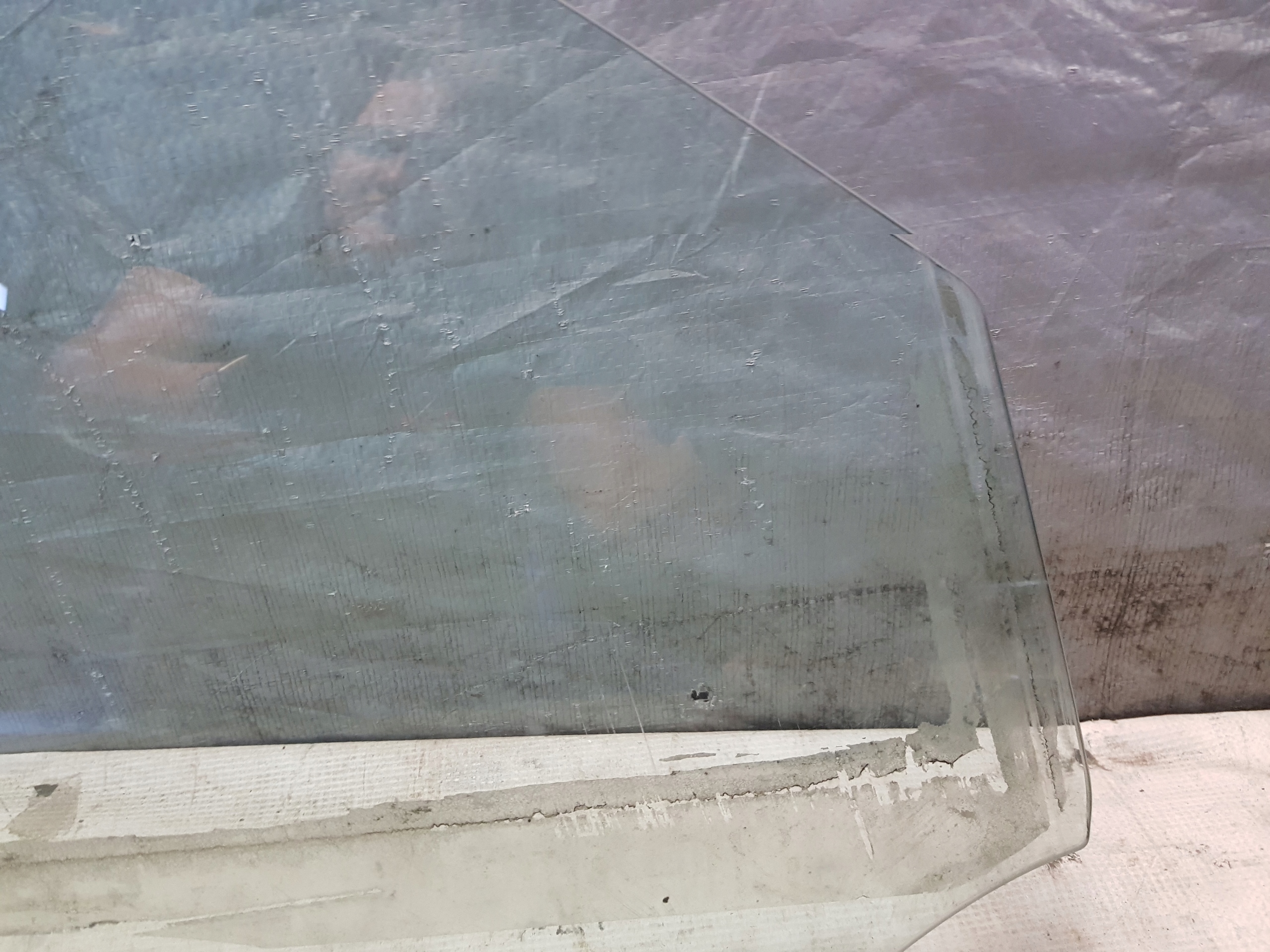 window SKODA SUPER B right front