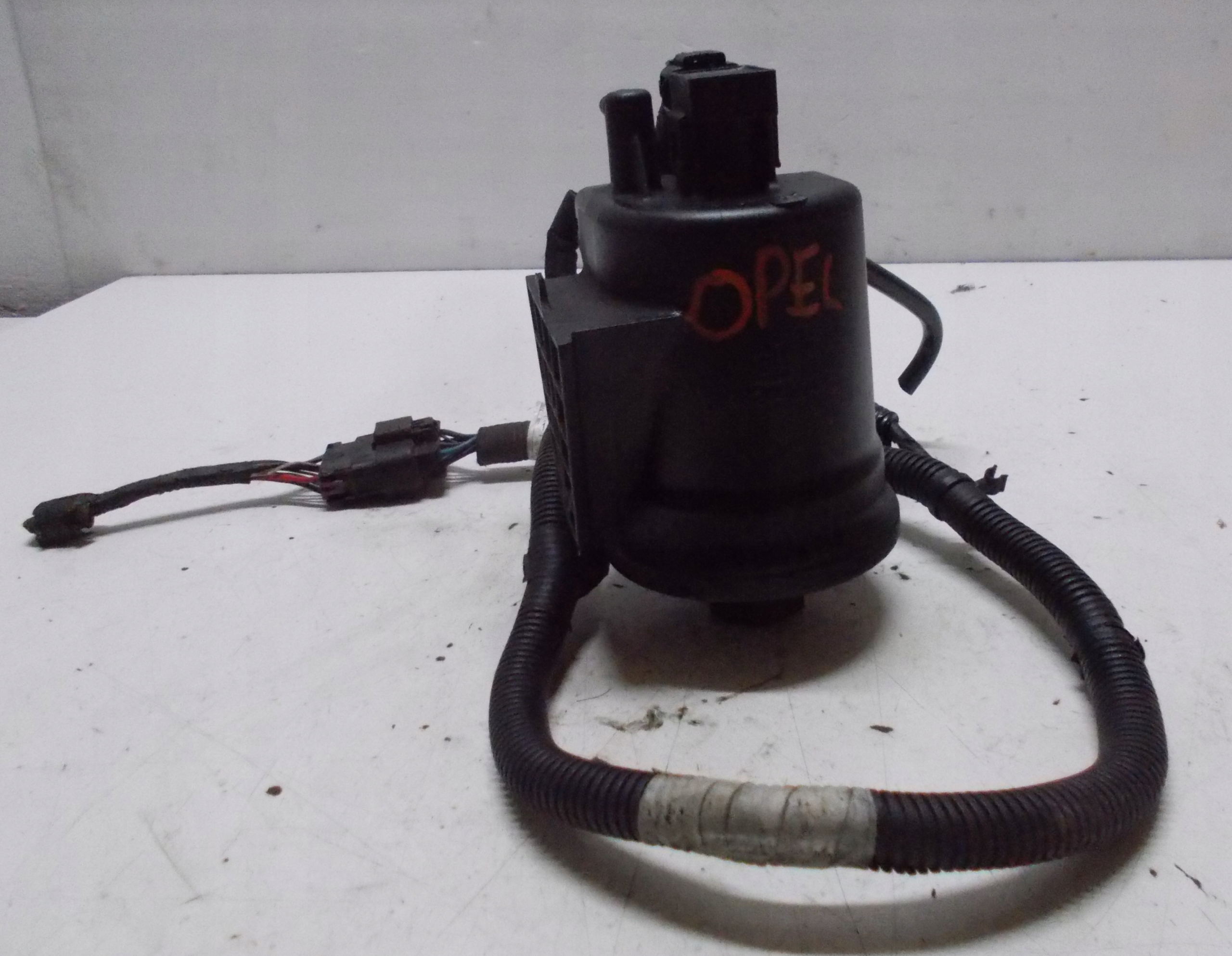 OPEL ASTRA J Gehäuse filter des Kraftstoffsbehälters 13244294