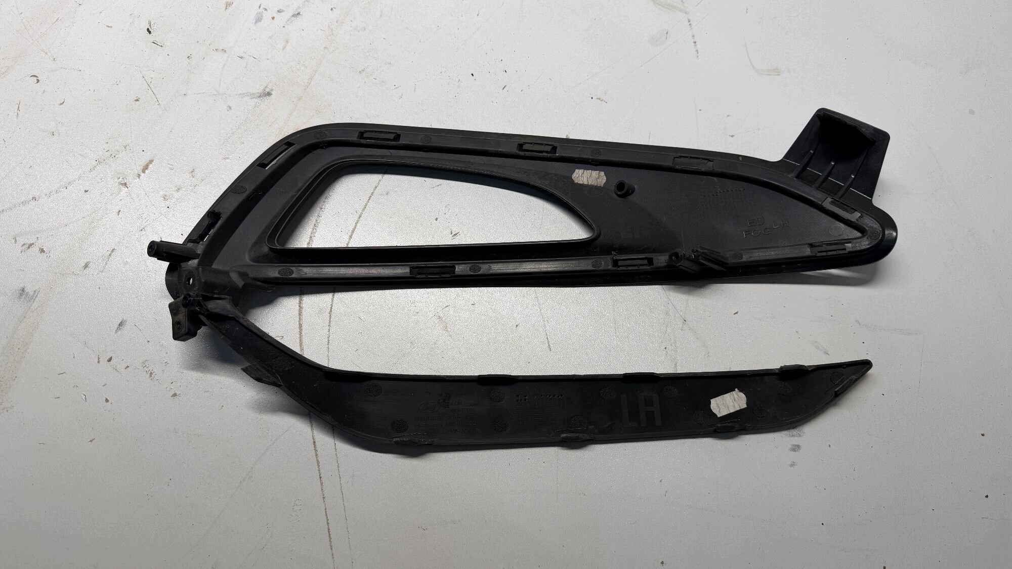 HYUNDAI TUCSON III grid frame grille bumper front left 86527-D7000