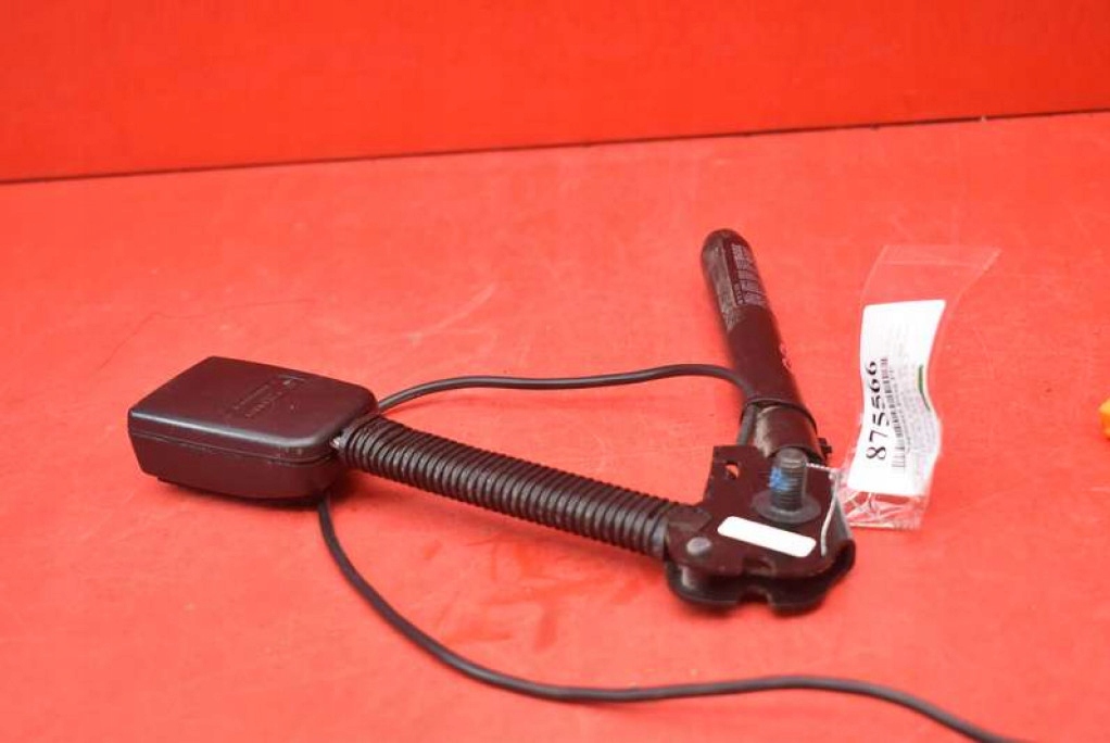 ремень безопасности правый передний 3M51R61208AE FORD Focus c-max MK1 и 07-10