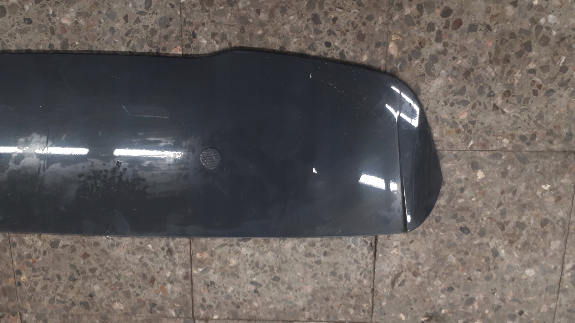 8v4827939a spojler tylny Audi A3 8V szary Marka Audi