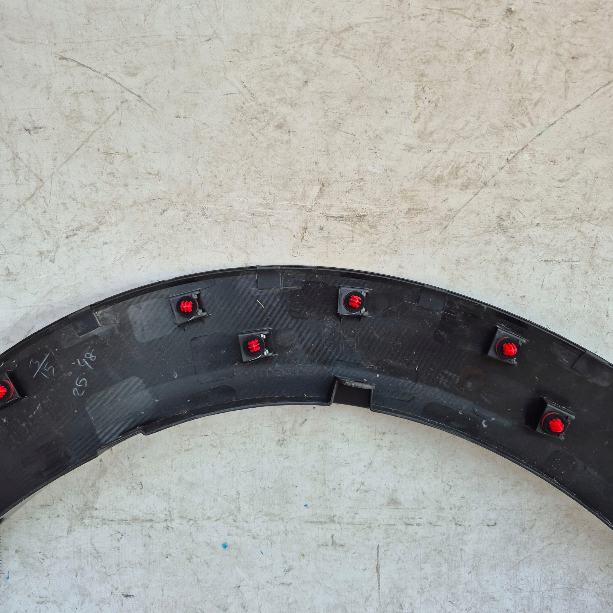 MAZDA CX-30 19-> moulding cap left front