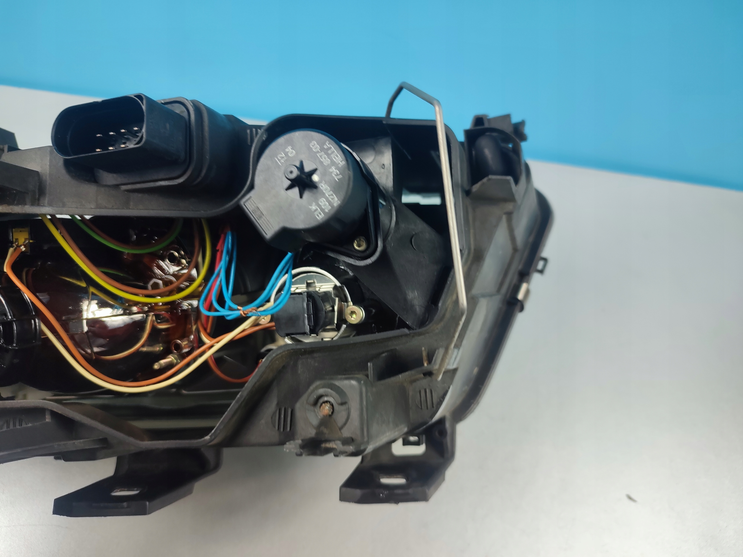 light right front Audi A6 C5 xenon
