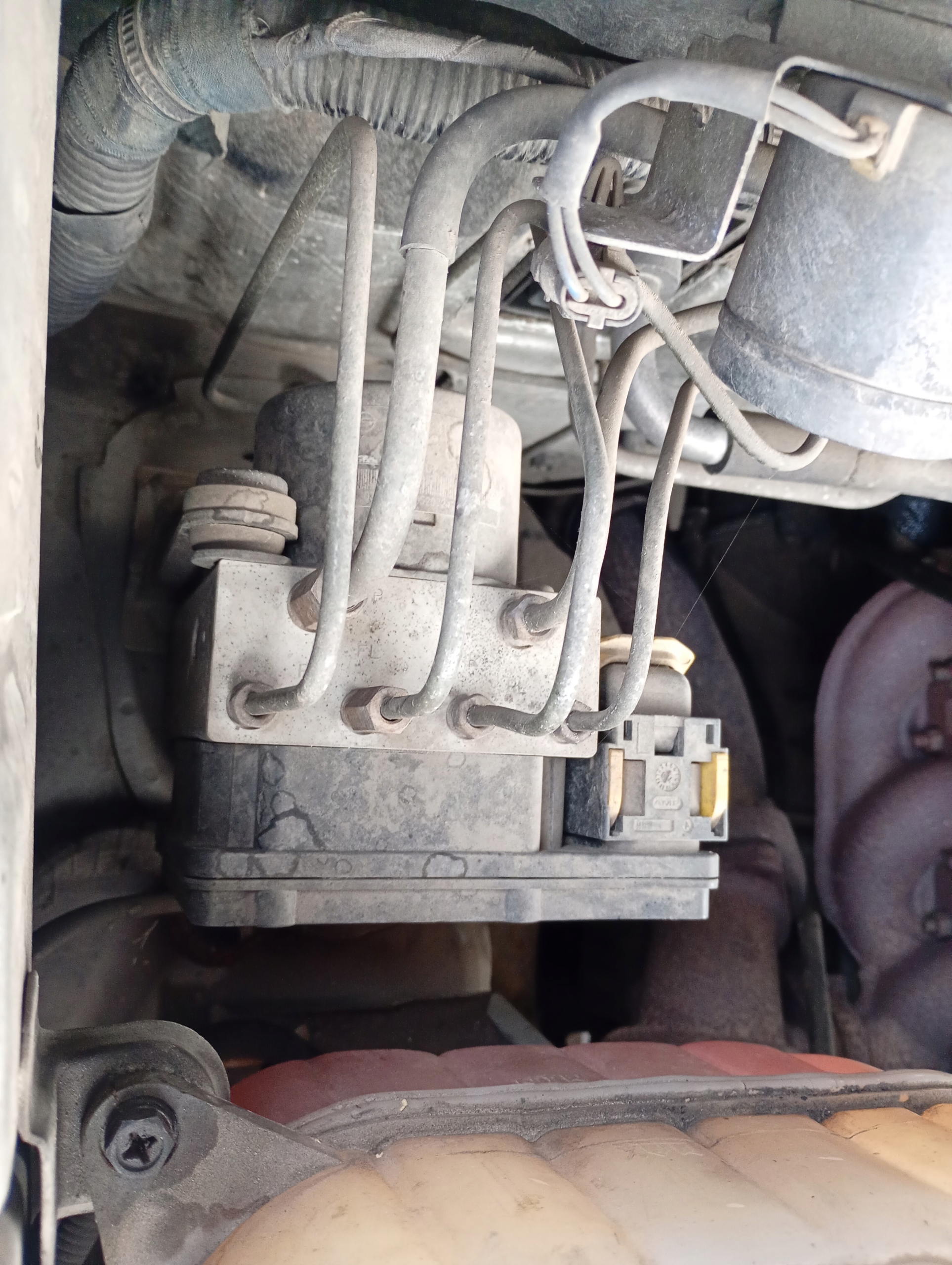 REXTON 1 и 02-06 насос ABS 2.7