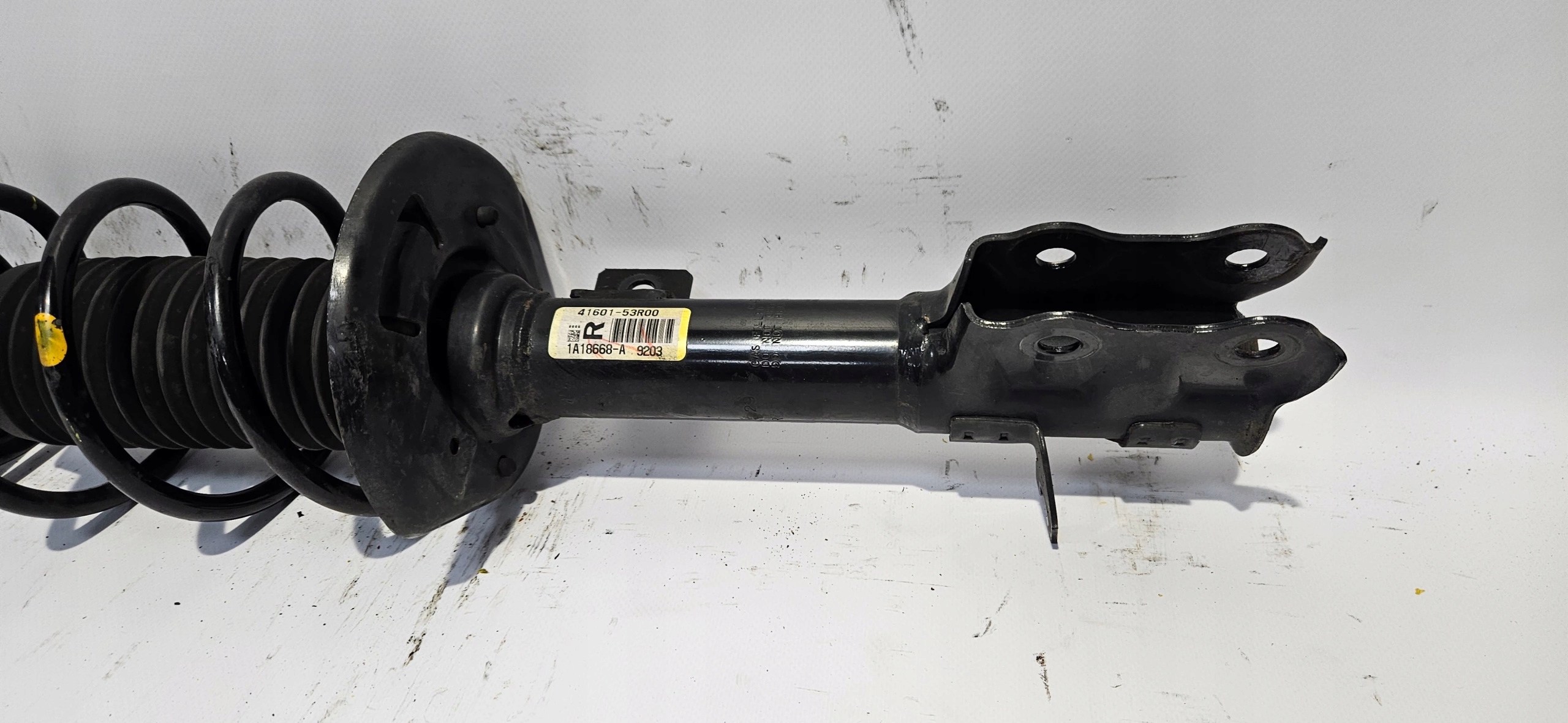 shock absorber right front SUZUKI SWIFT MK8