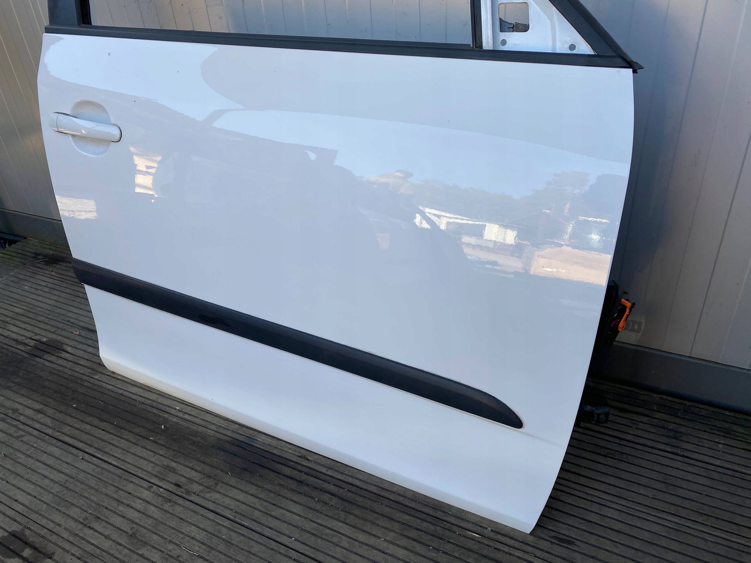 SKODA FABIA II LIFT complete door right front front LF9E BIALY