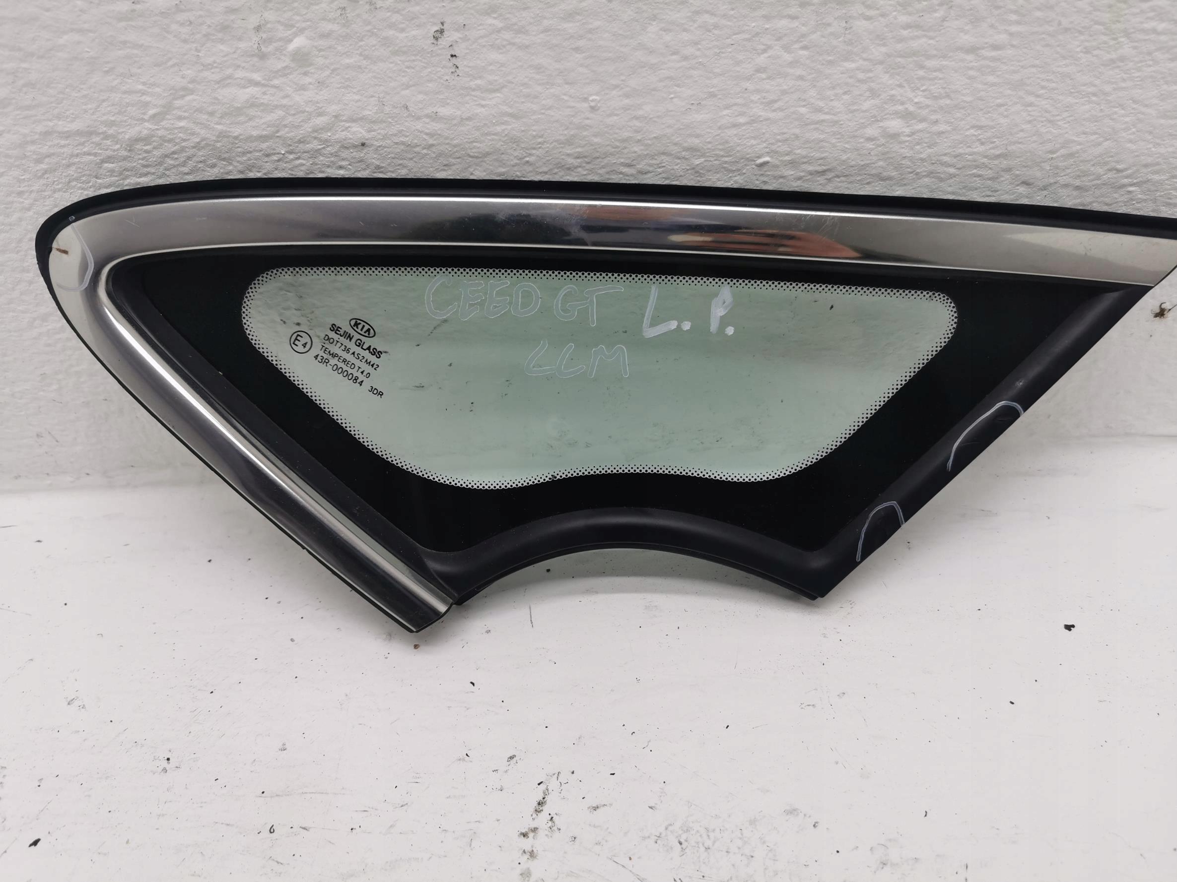 window bodywork left front KIA PROCEED II 13-18