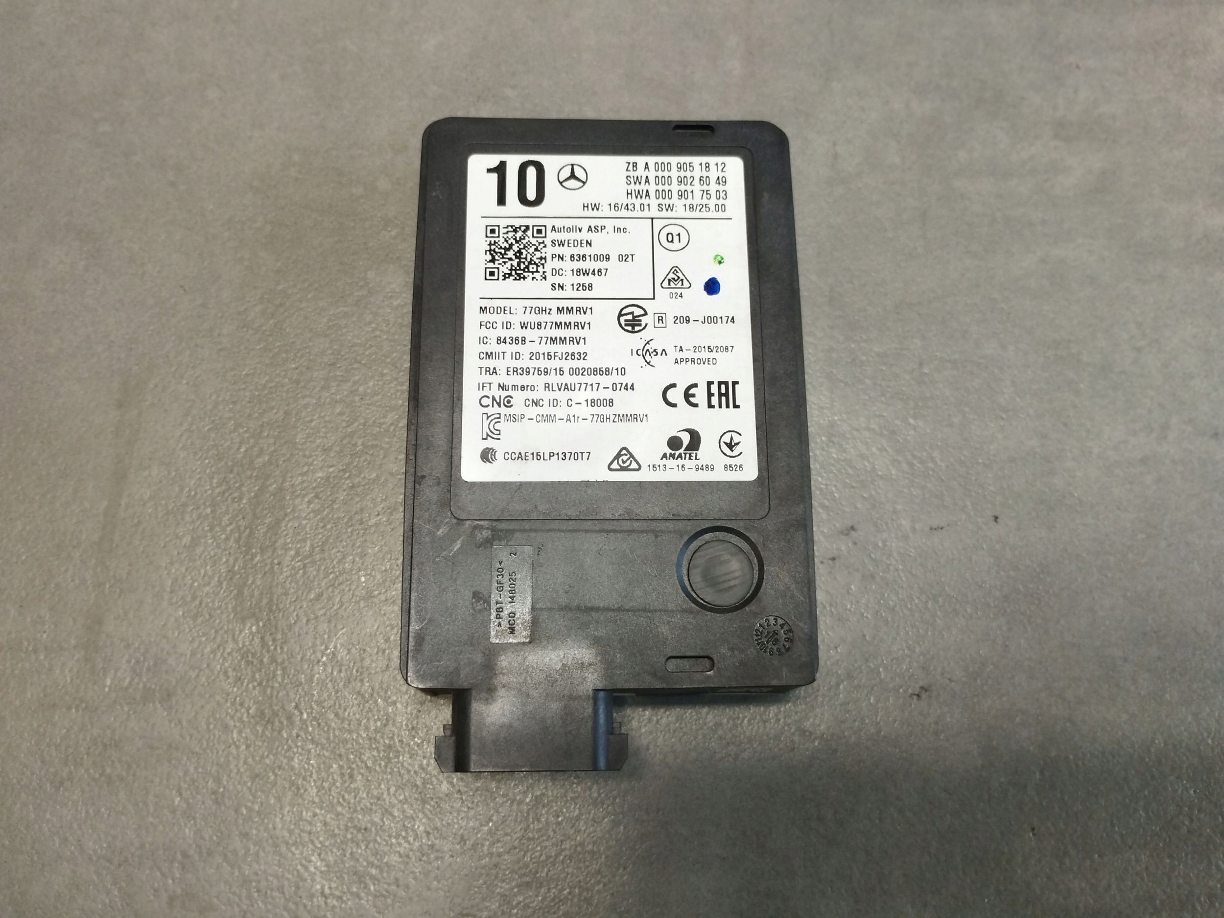 Mercedes-Benz E W213 Sensor RADAROWY heck A0009051812