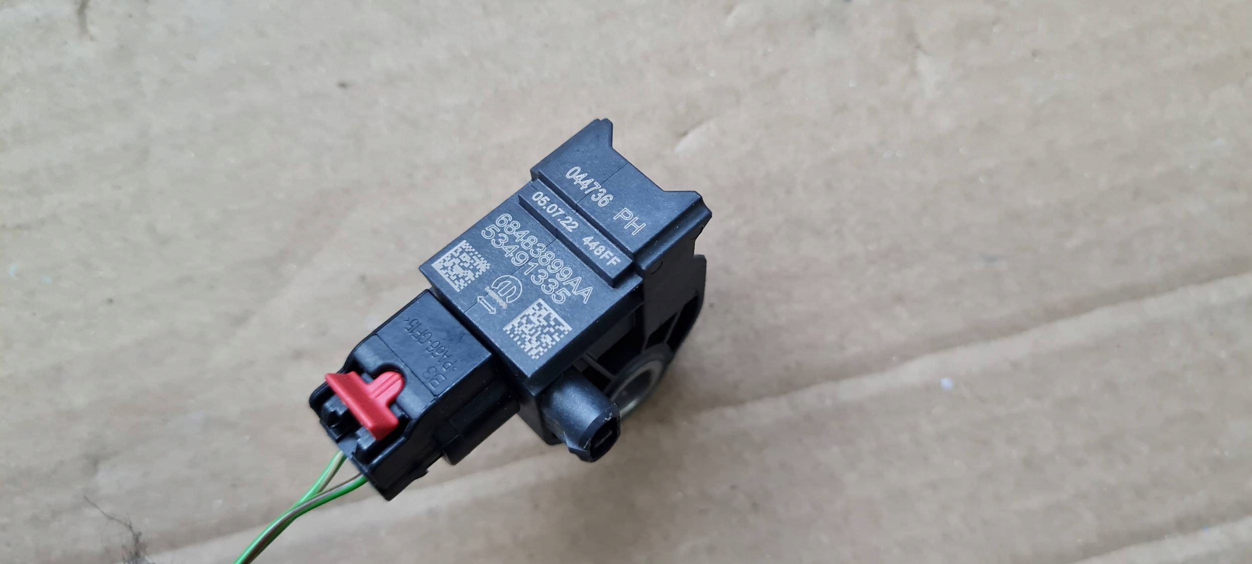 Chrysler Pacifica 2022 Crashsensor Drucksensor UDERZENIOWY Connector Contact 68483899AA
