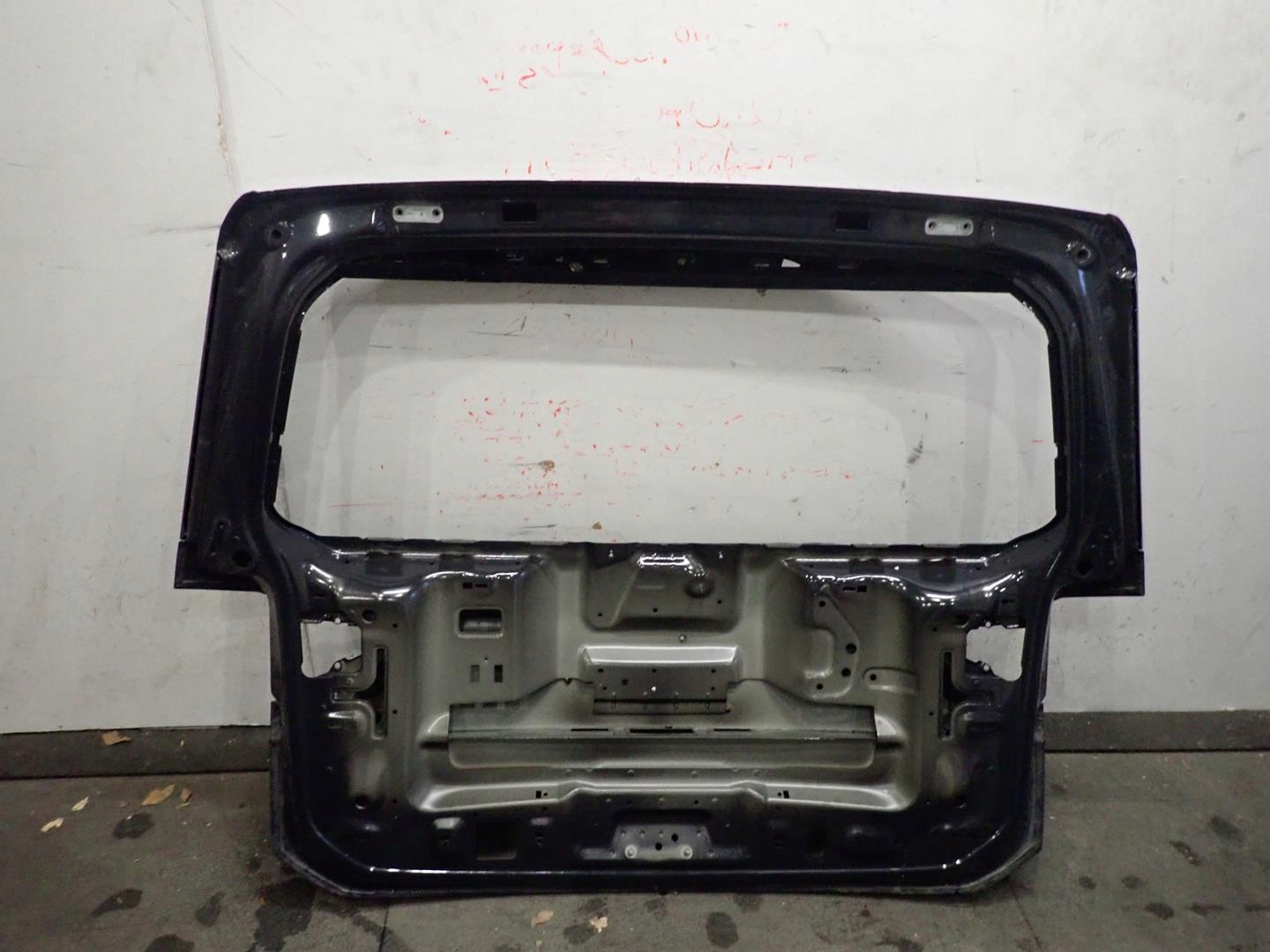 kapota VW TOURAN 2015- 5T