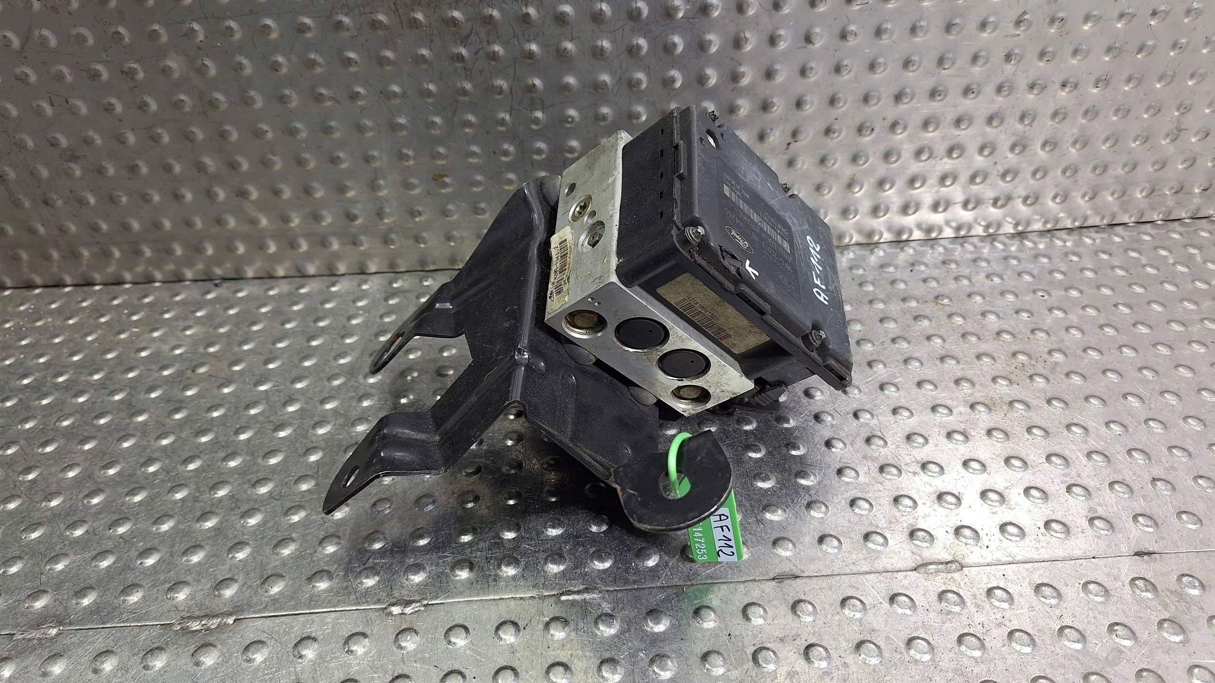 pump control unit ABS 98FB-2M110-AB 98FG-2C013-AB FORD ESCORT MK7 PUMA MK1