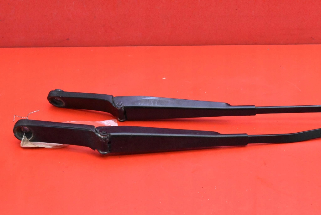 wiper arm front EU 4G1955407D 4G1955408D AUDI A6 C7 LIFT